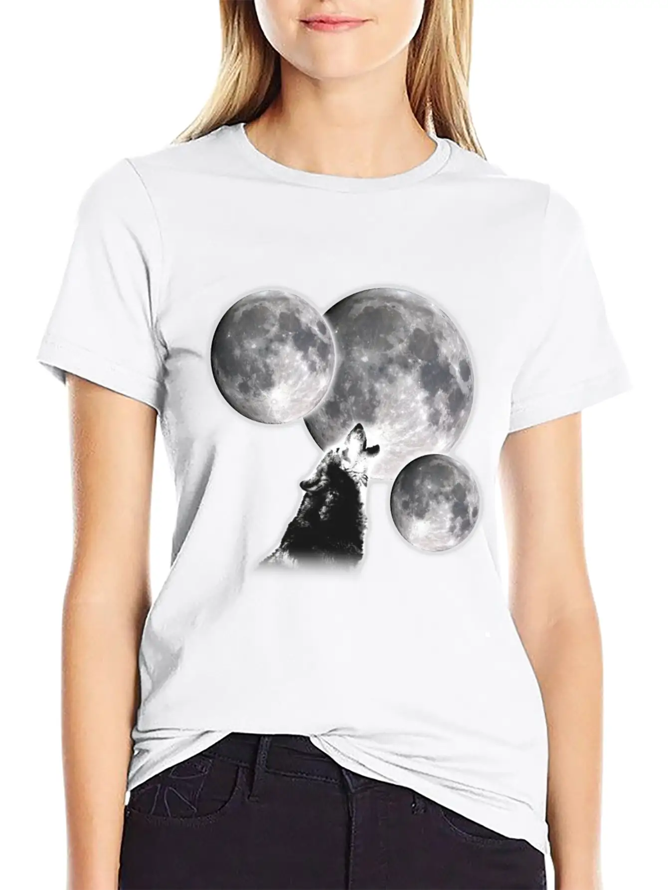 3 Moons 1 Wolf Unisex Casual T-Shirt – Clean Design For Daily Comfort