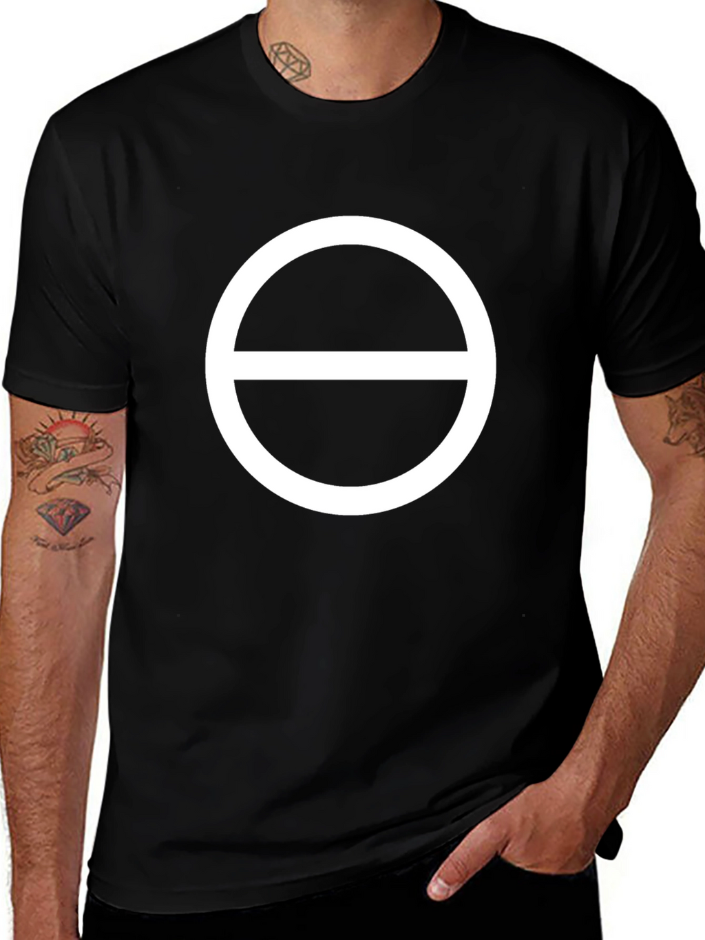 Graphic Tee: White Circle with Line Design