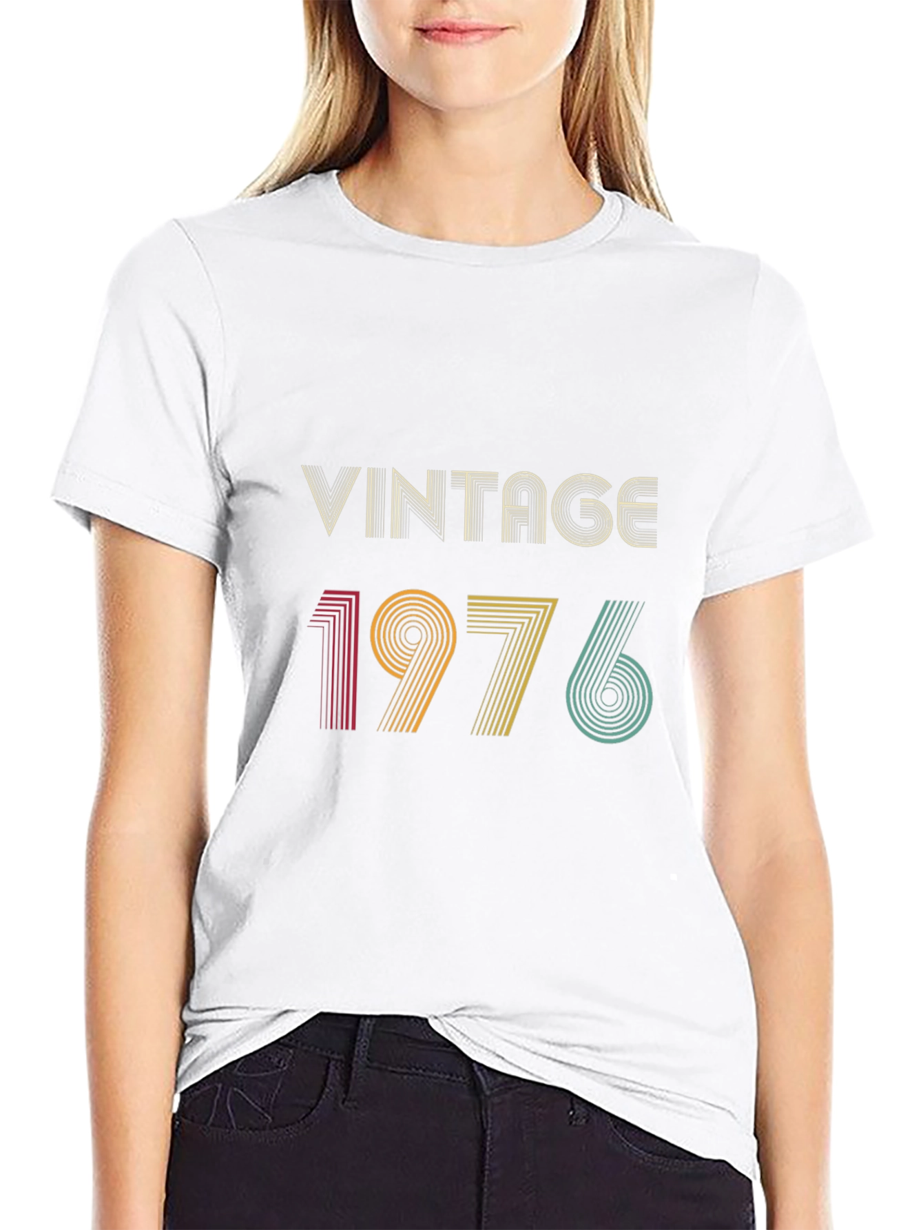 Vintage 1976 Graphic Tee - Retro Birthday T-Shirt