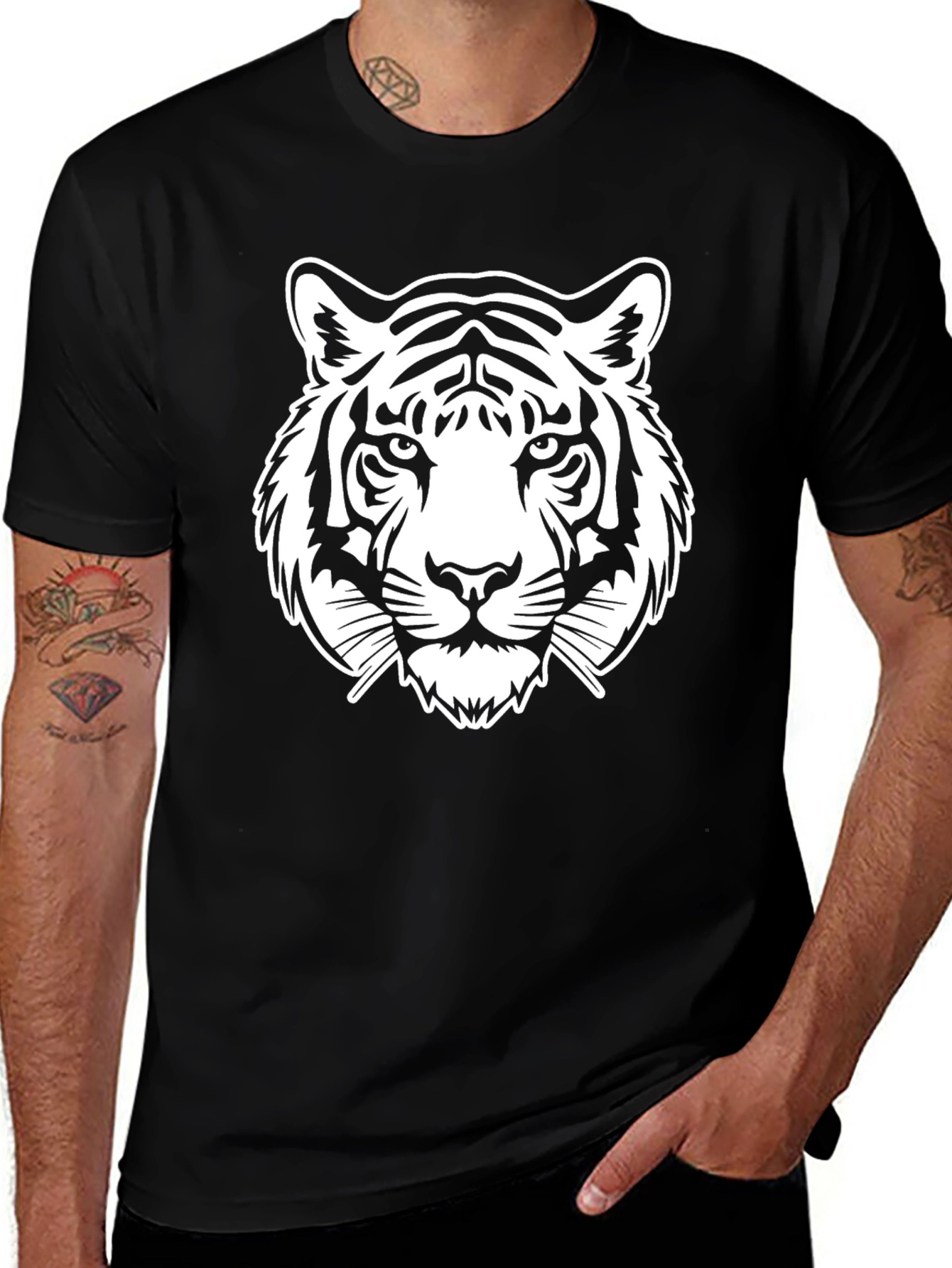 Tiger Graphic Print T-Shirt - Black
