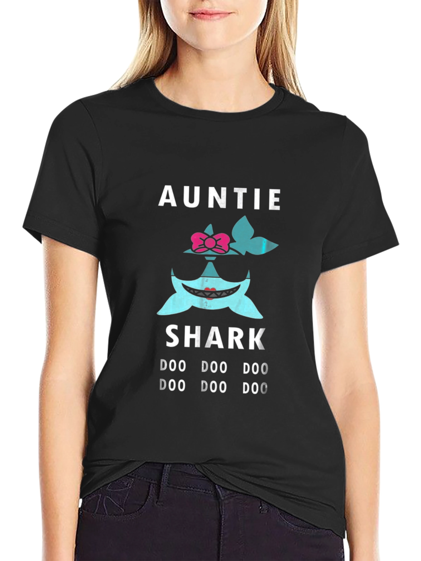Auntie Shark T-Shirt - Doo Doo Doo!