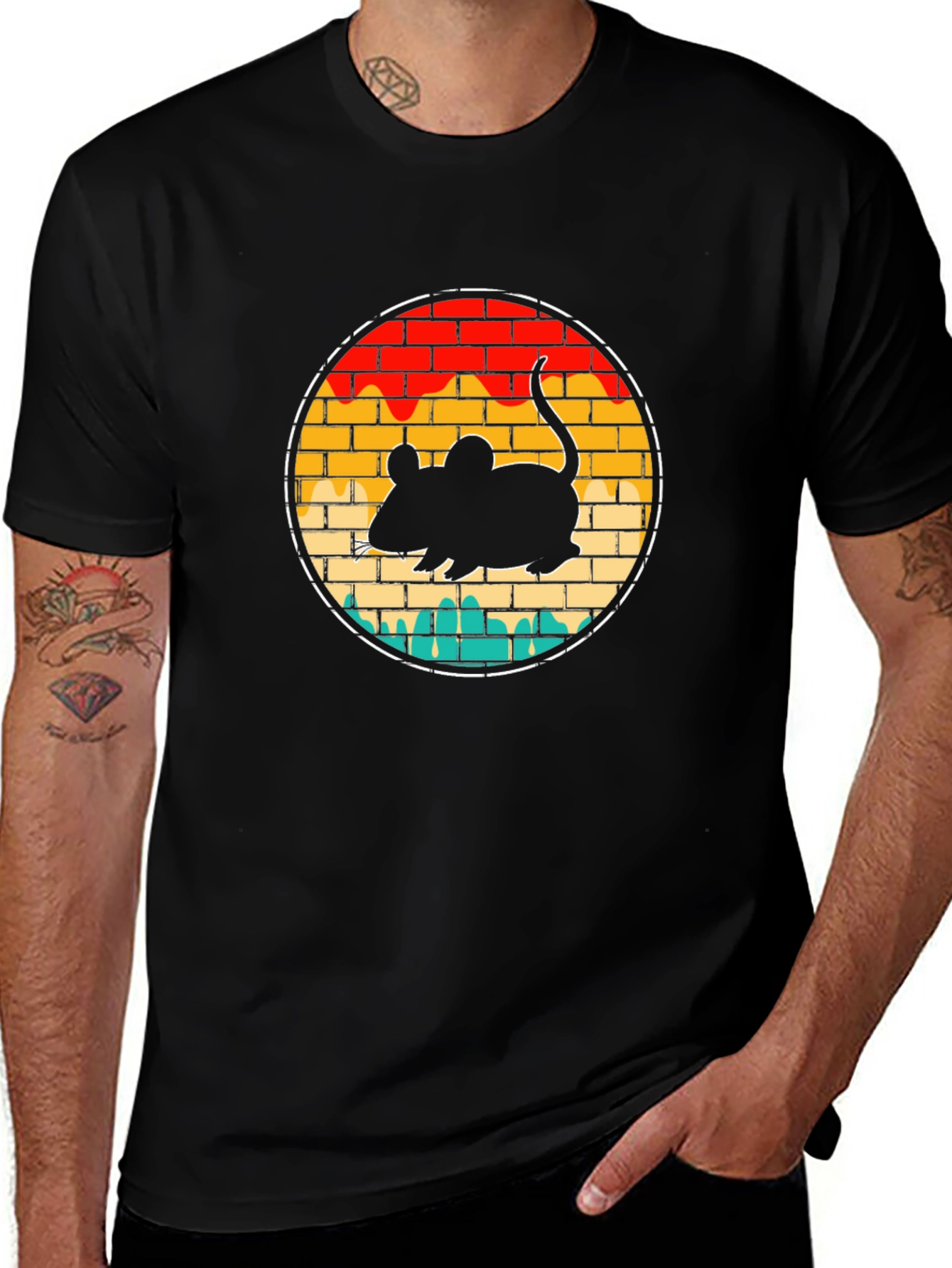 Retro Mouse Graphic Tee - Vintage Style