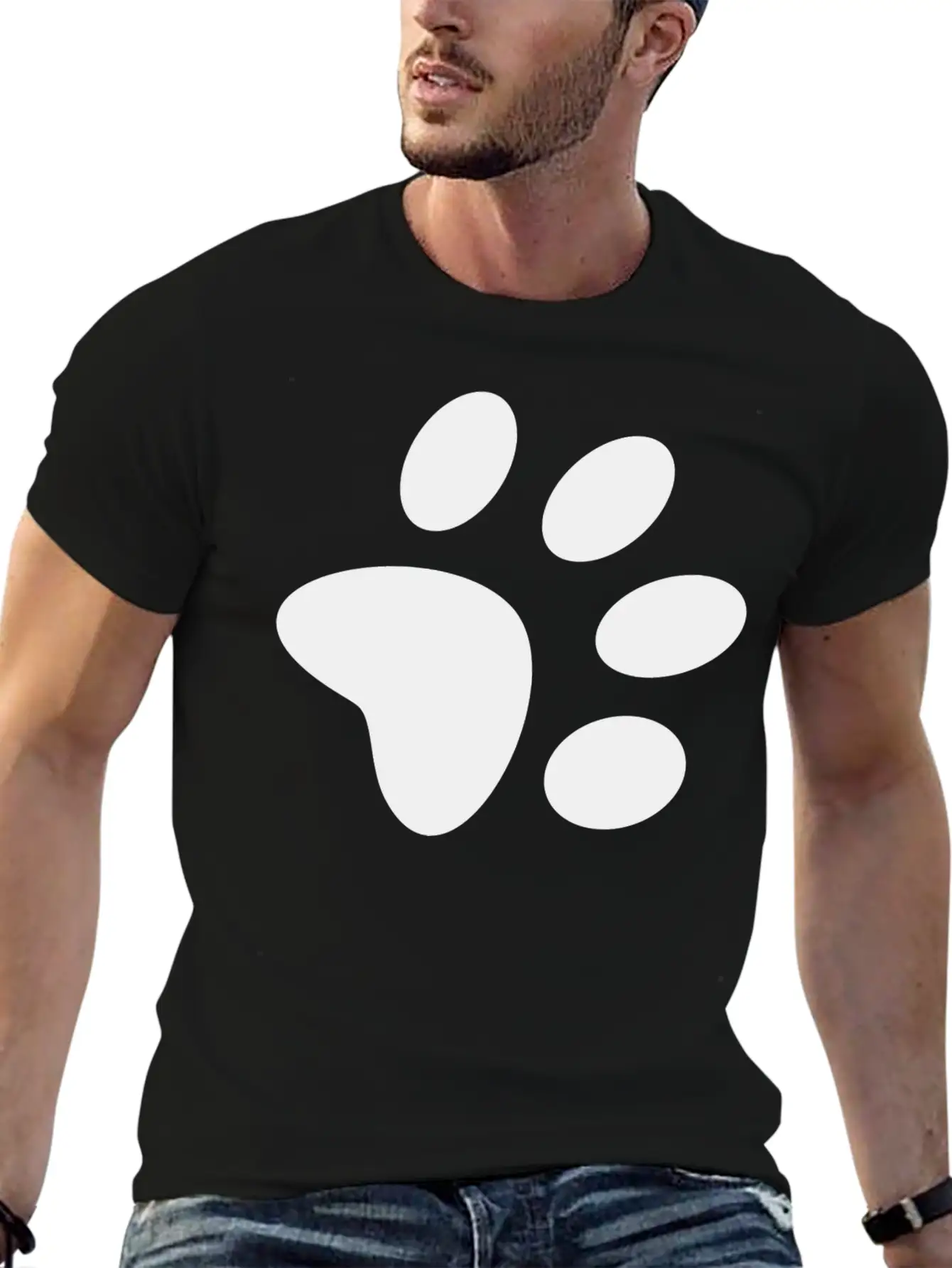 A Black Large Paw Vector Casual Graphic T-Shirt – Simple And Comfortable Daily Wear
