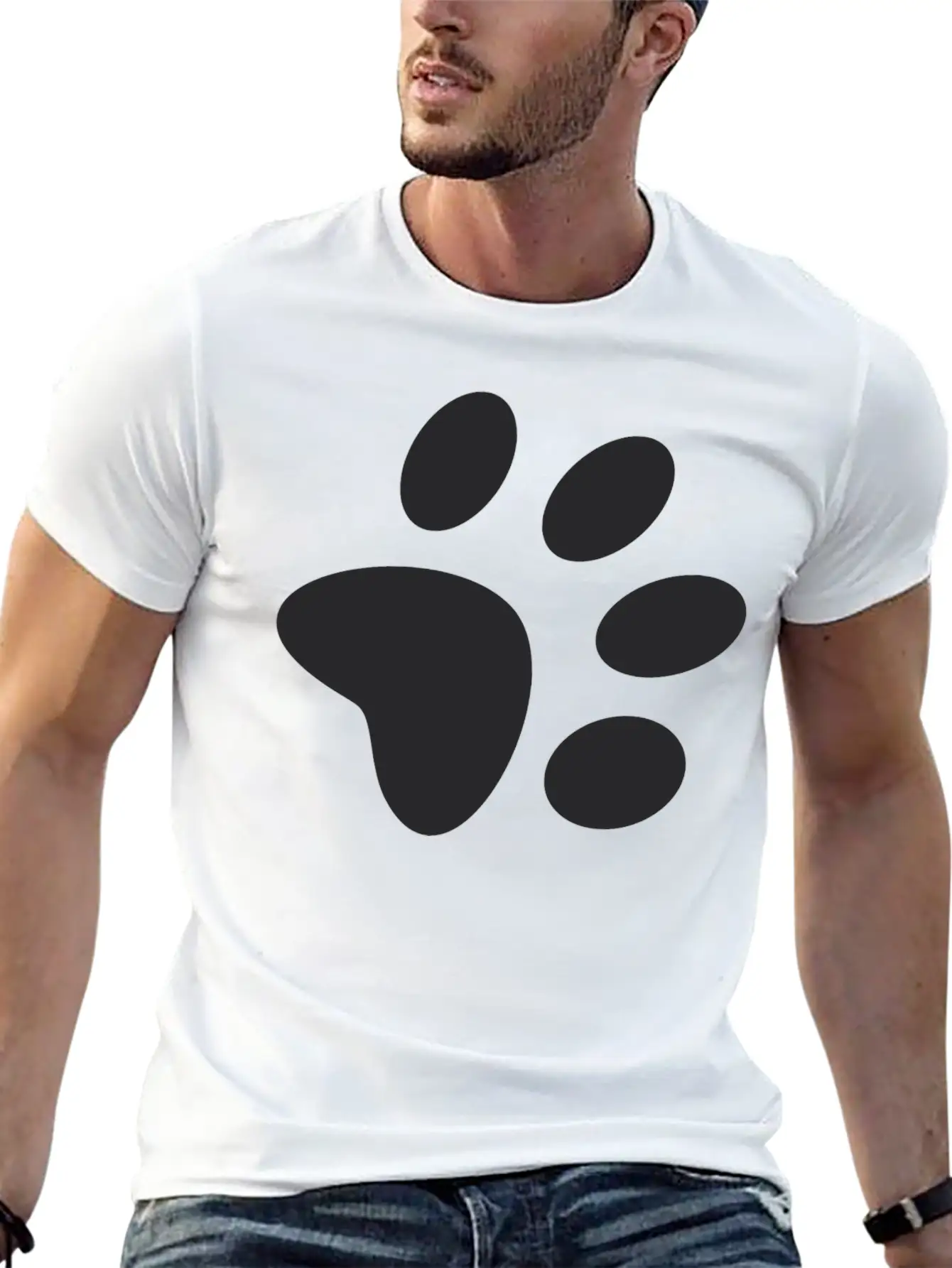 A Black Large Paw Vector Casual Graphic T-Shirt – Simple And Comfortable Daily Wear