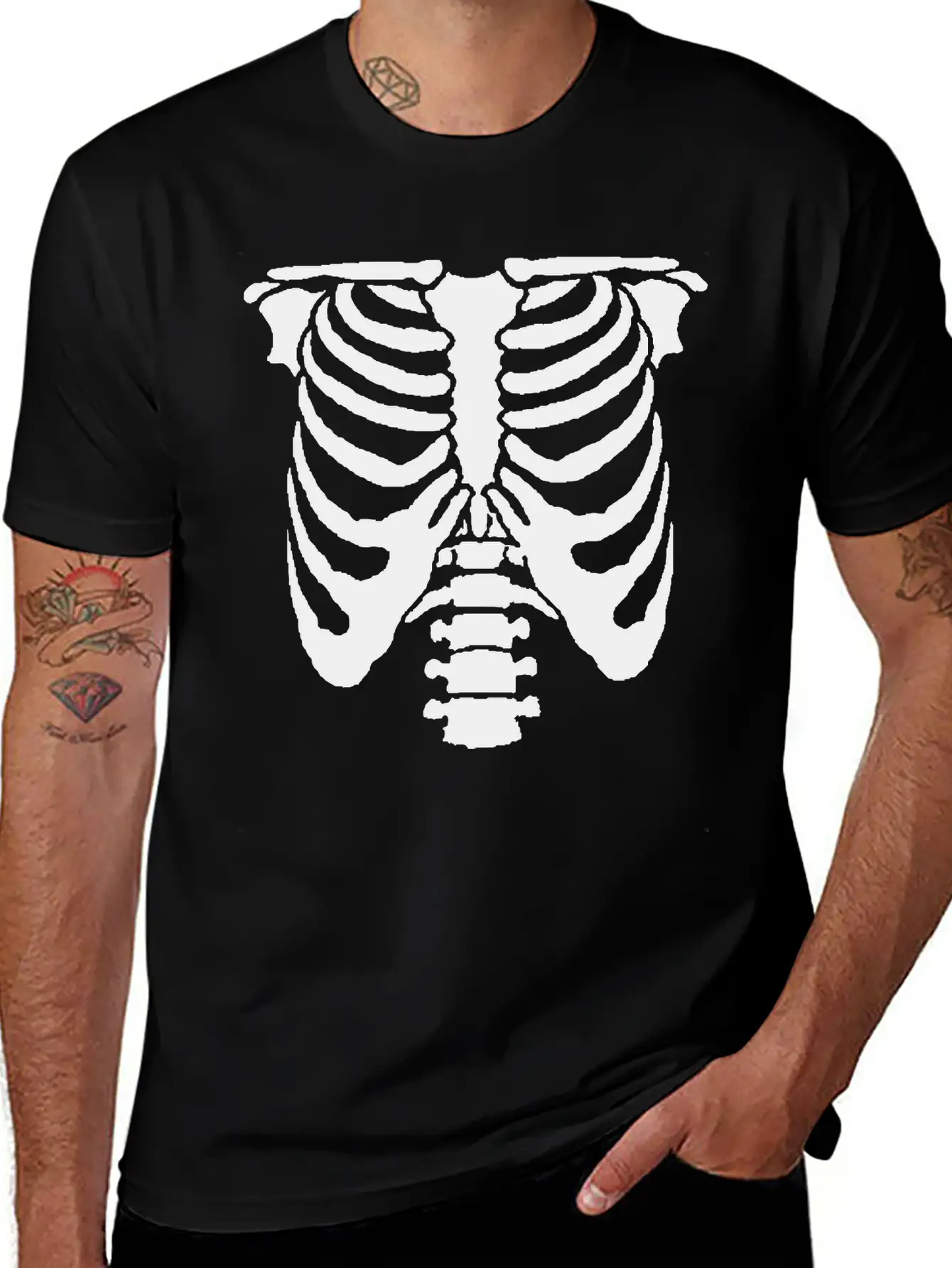A Human Rib Cage Great For Halloween Events And Unisex Casual T-Shirt – Clean Design For Daily Comfort