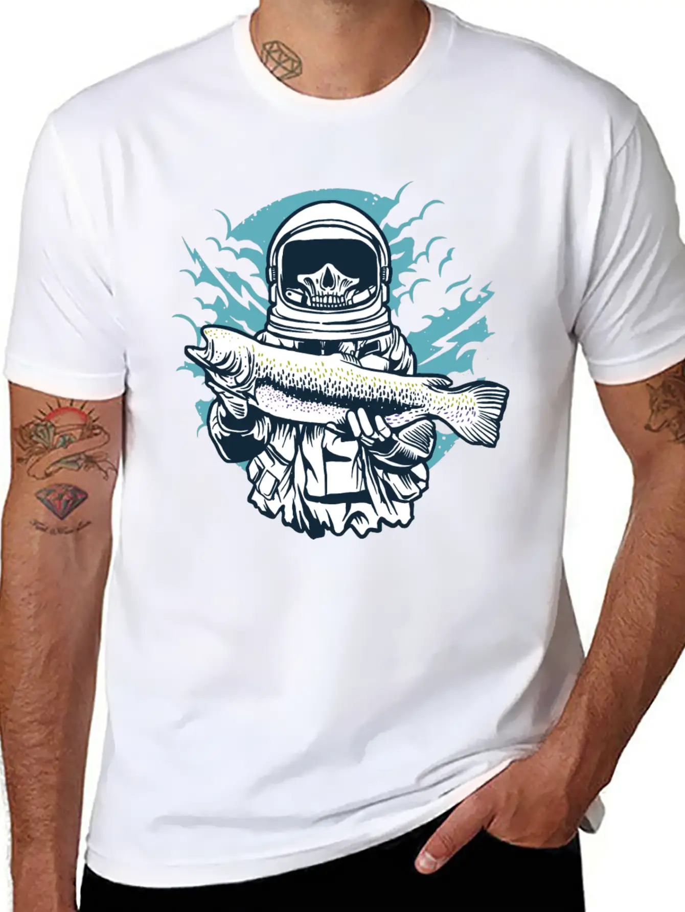 Astronaut Fishing Casual Graphic T-Shirt – Simple And Comfortable Daily Wear