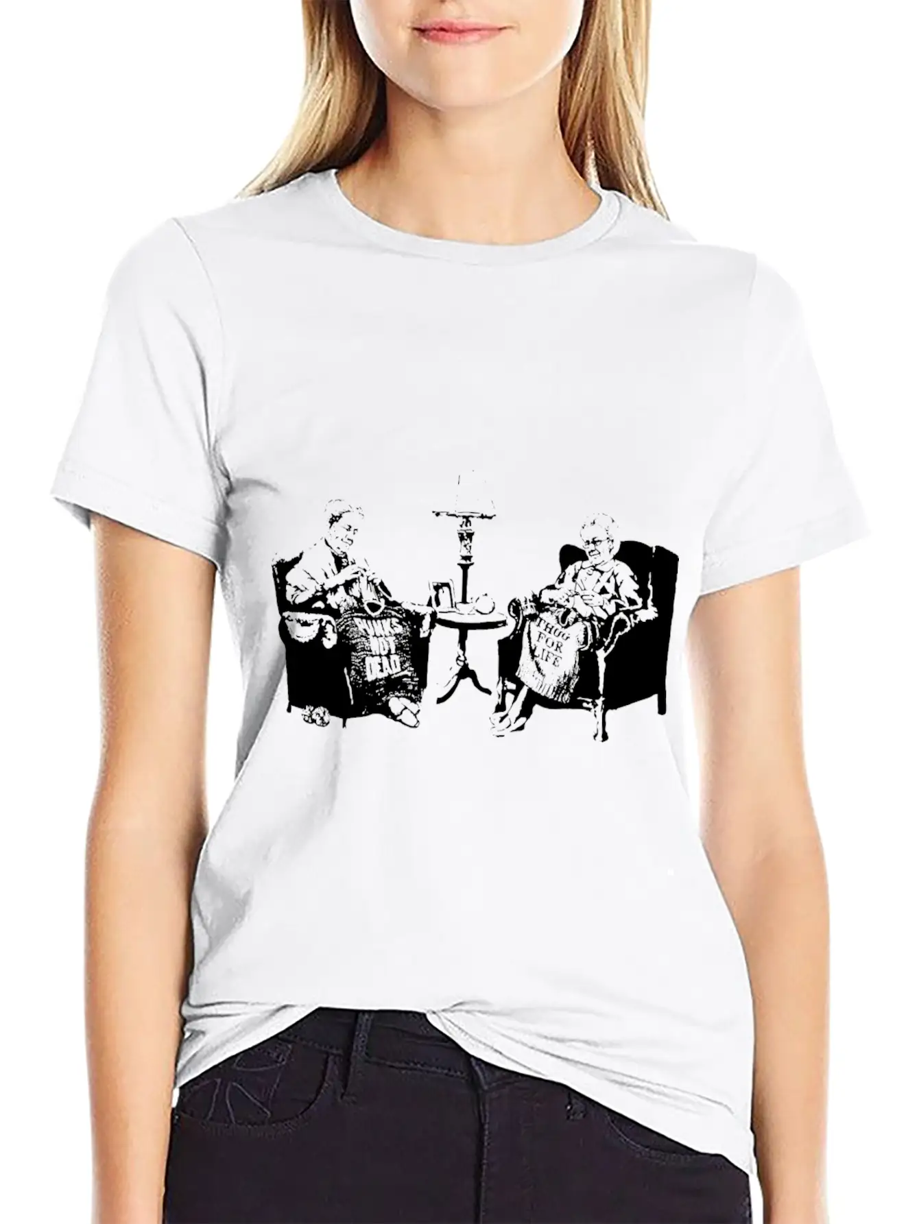 Banksy Graffiti Grannies Knitting Grandmas Stylish Everyday T-Shirt – Unisex Basic Cotton Tee