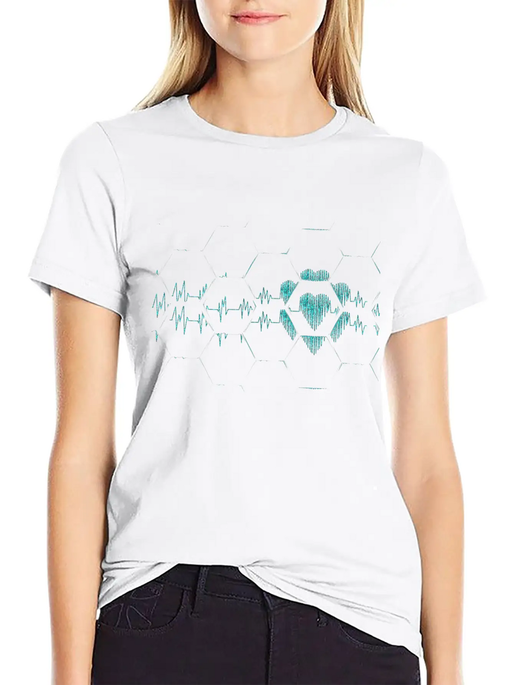 Beautiful Heartbeat Love Heart Design Casual Graphic T-Shirt – Simple And Comfortable Daily Wear