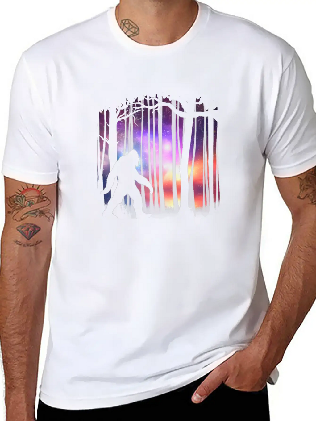 Bigfoot Northern Lights - Space Galaxy Aurora Unisex Casual T-Shirt – Clean Design For Daily Comfort