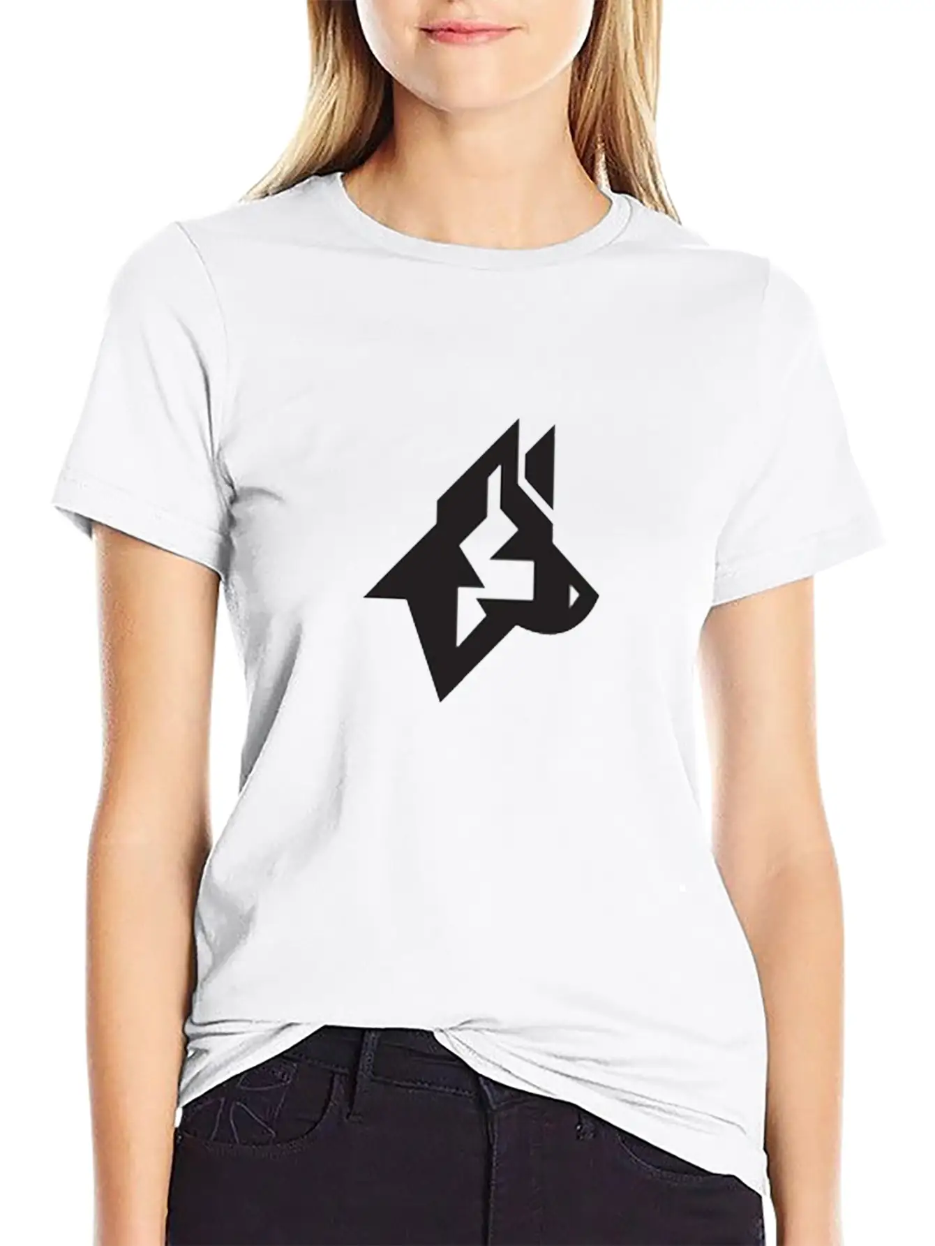 Black Wolf Stylish Everyday T-Shirt – Unisex Basic Cotton Tee