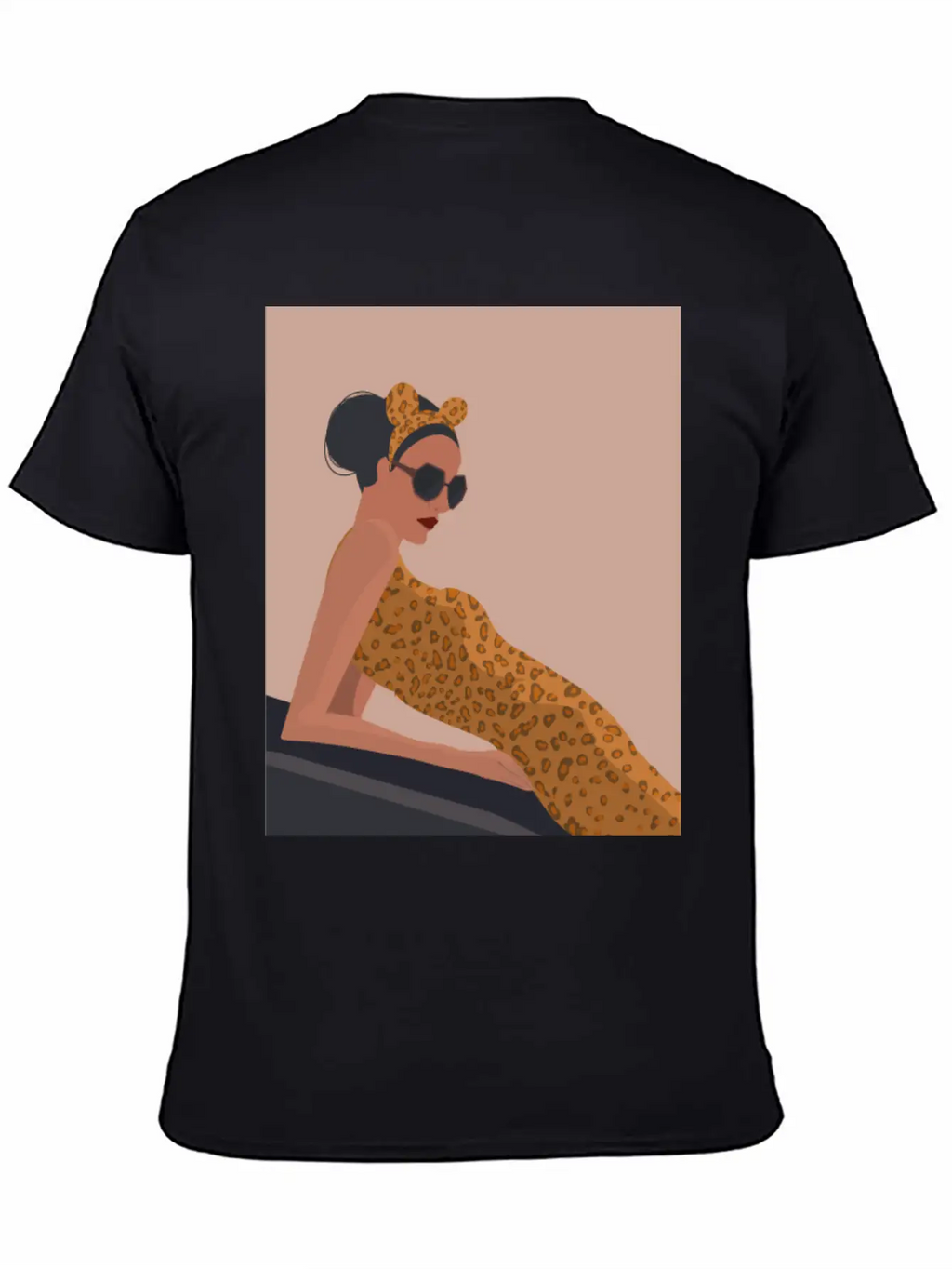 Cheetah Fashion Girl Unisex Casual T-Shirt – Clean Design For Daily Comfort