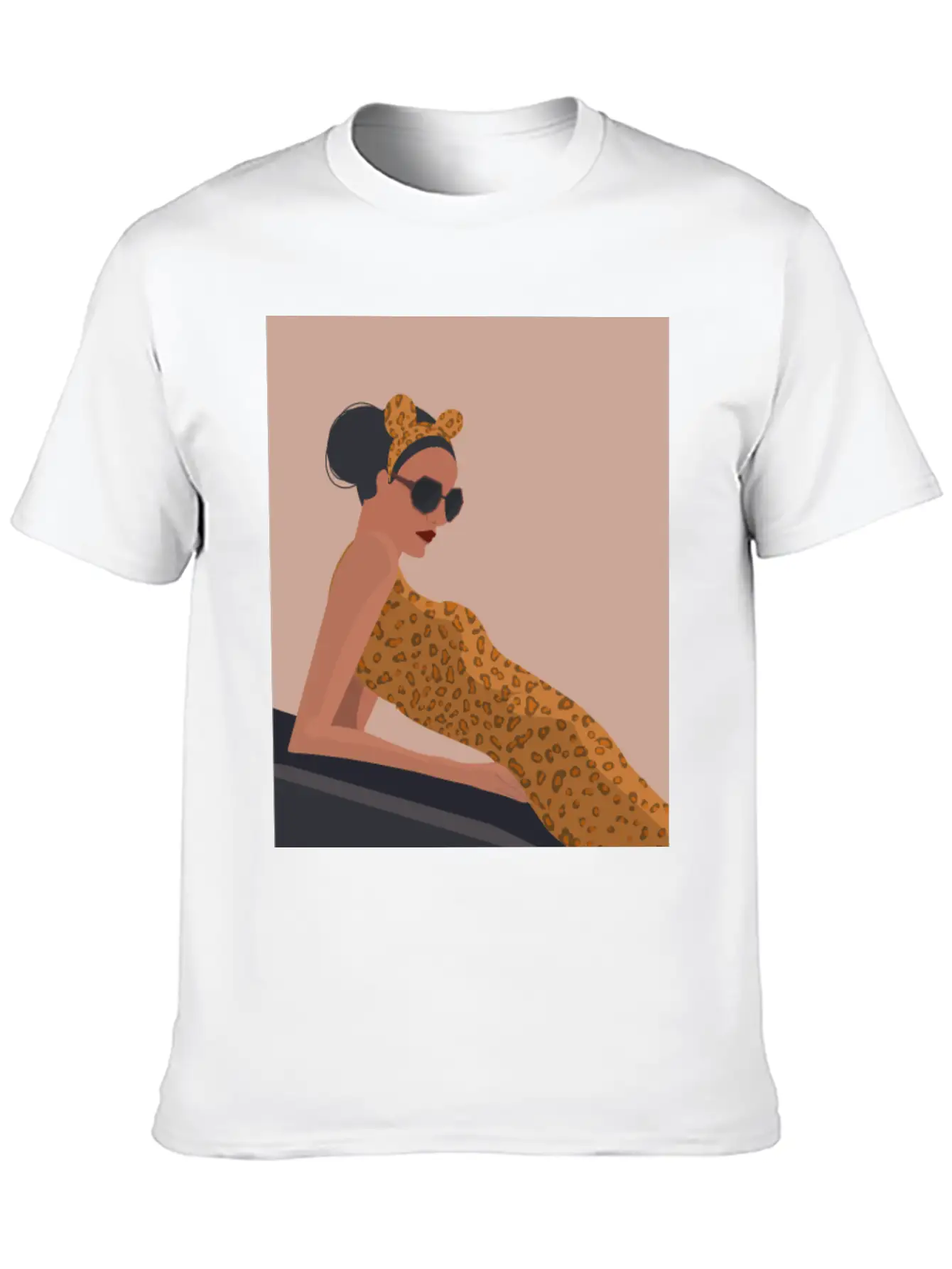 Cheetah Fashion Girl Unisex Casual T-Shirt – Clean Design For Daily Comfort