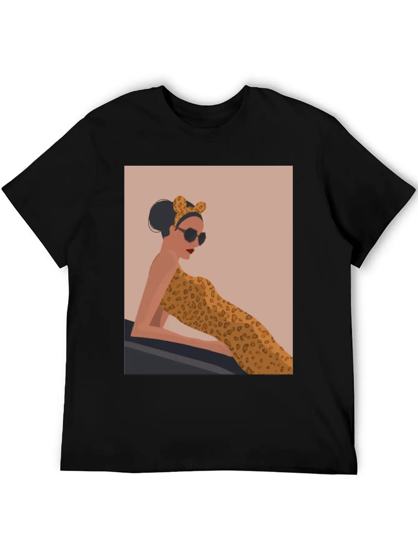 Cheetah Fashion Girl Unisex Casual T-Shirt – Clean Design For Daily Comfort