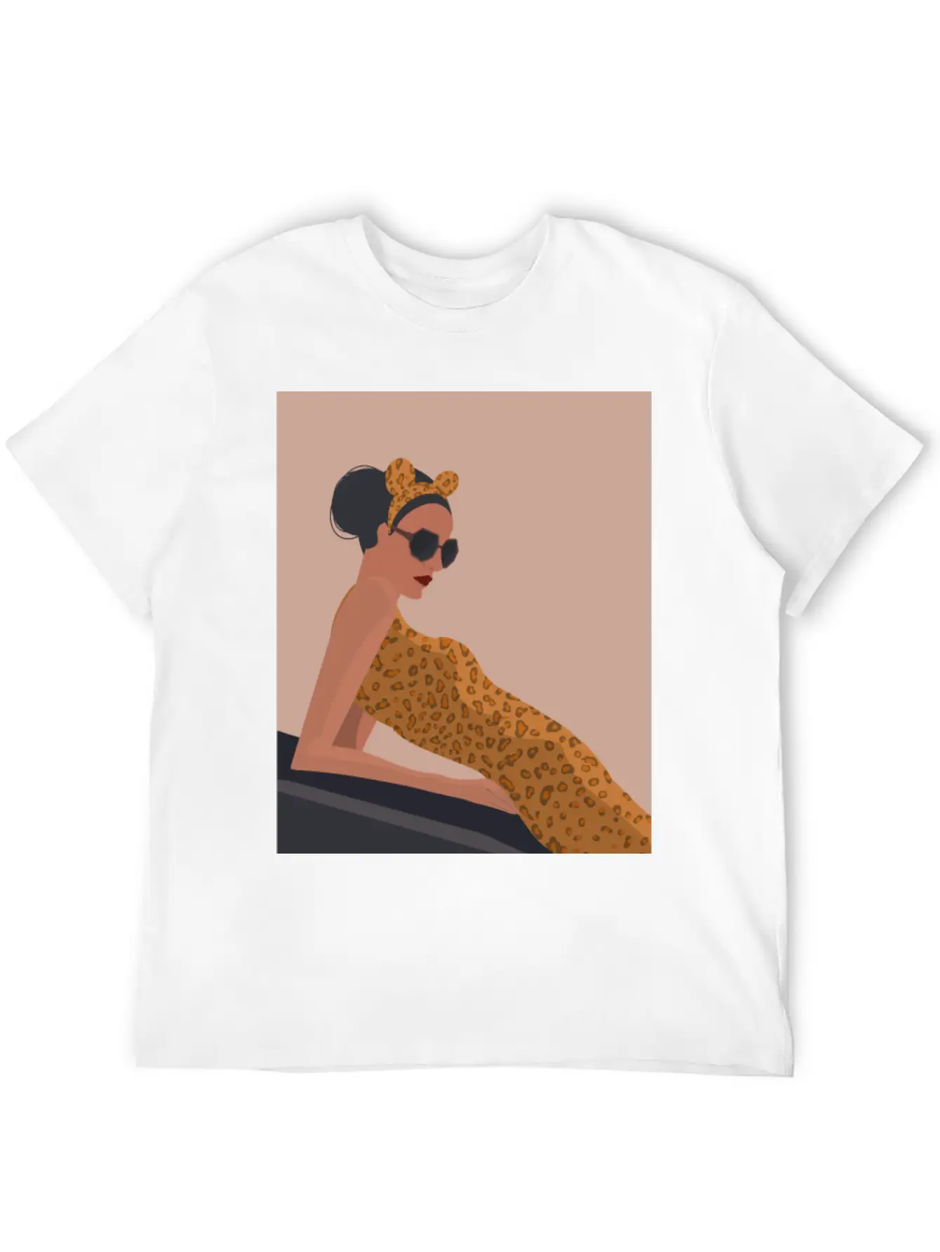 Cheetah Fashion Girl Unisex Casual T-Shirt – Clean Design For Daily Comfort