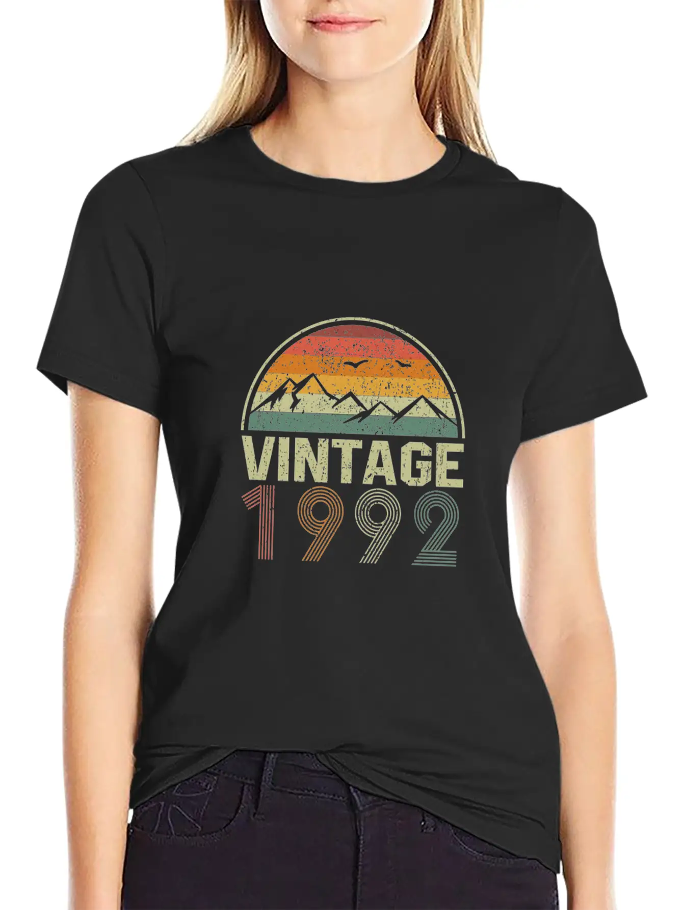 Classic 28Th Birthday Gift Idea Vintage 1992 Unisex Casual T-Shirt – Clean Design For Daily Comfort