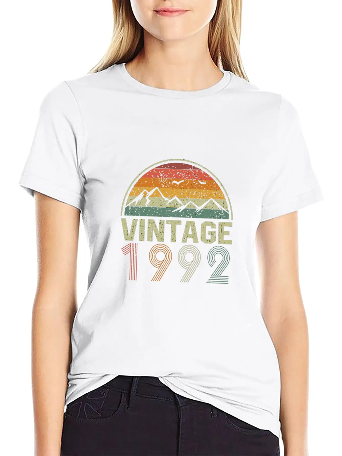 Classic 28Th Birthday Gift Idea Vintage 1992 Unisex Casual T-Shirt – Clean Design For Daily Comfort