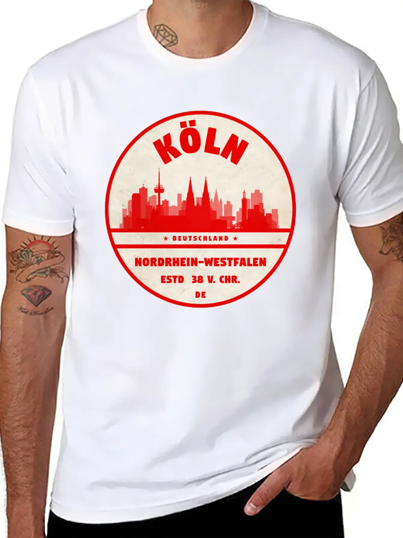 Cologne Skyline Badge Unisex Casual T-Shirt – Clean Design For Daily Comfort