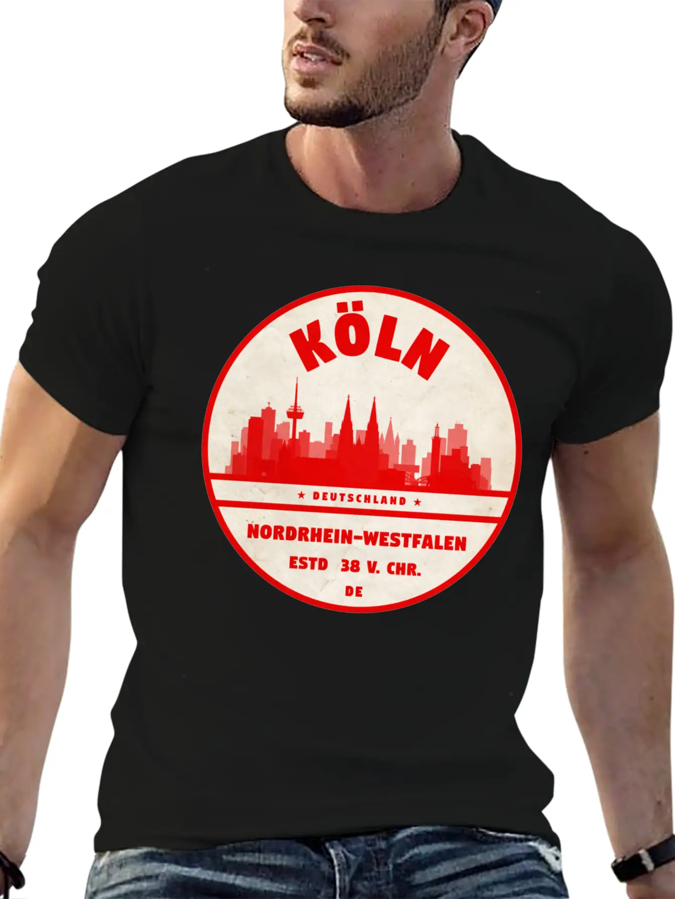 Cologne Skyline Badge Unisex Casual T-Shirt – Clean Design For Daily Comfort