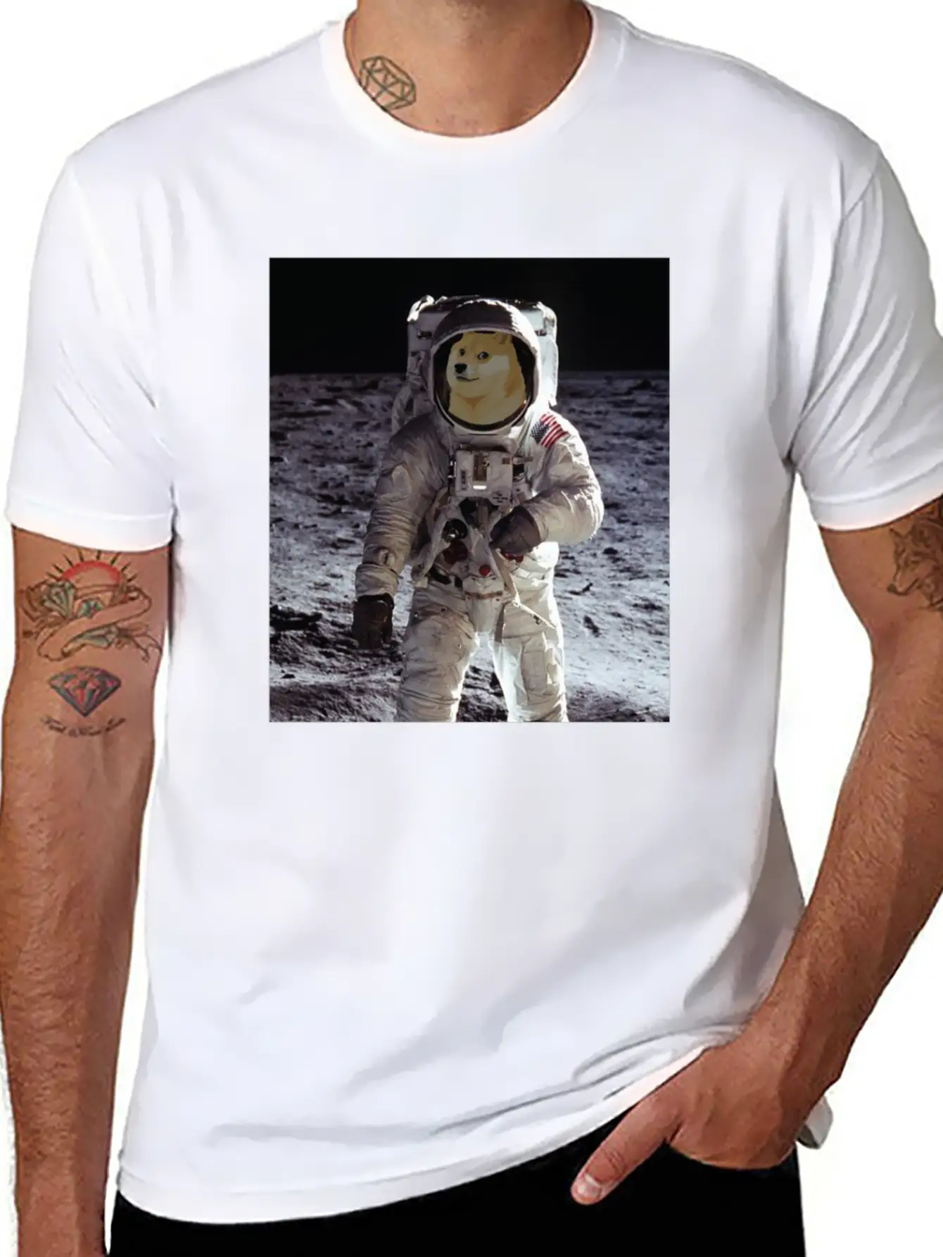 Dogecoin Cool Astronaut - Blockchain Crypto Unisex Casual T-Shirt – Clean Design For Daily Comfort