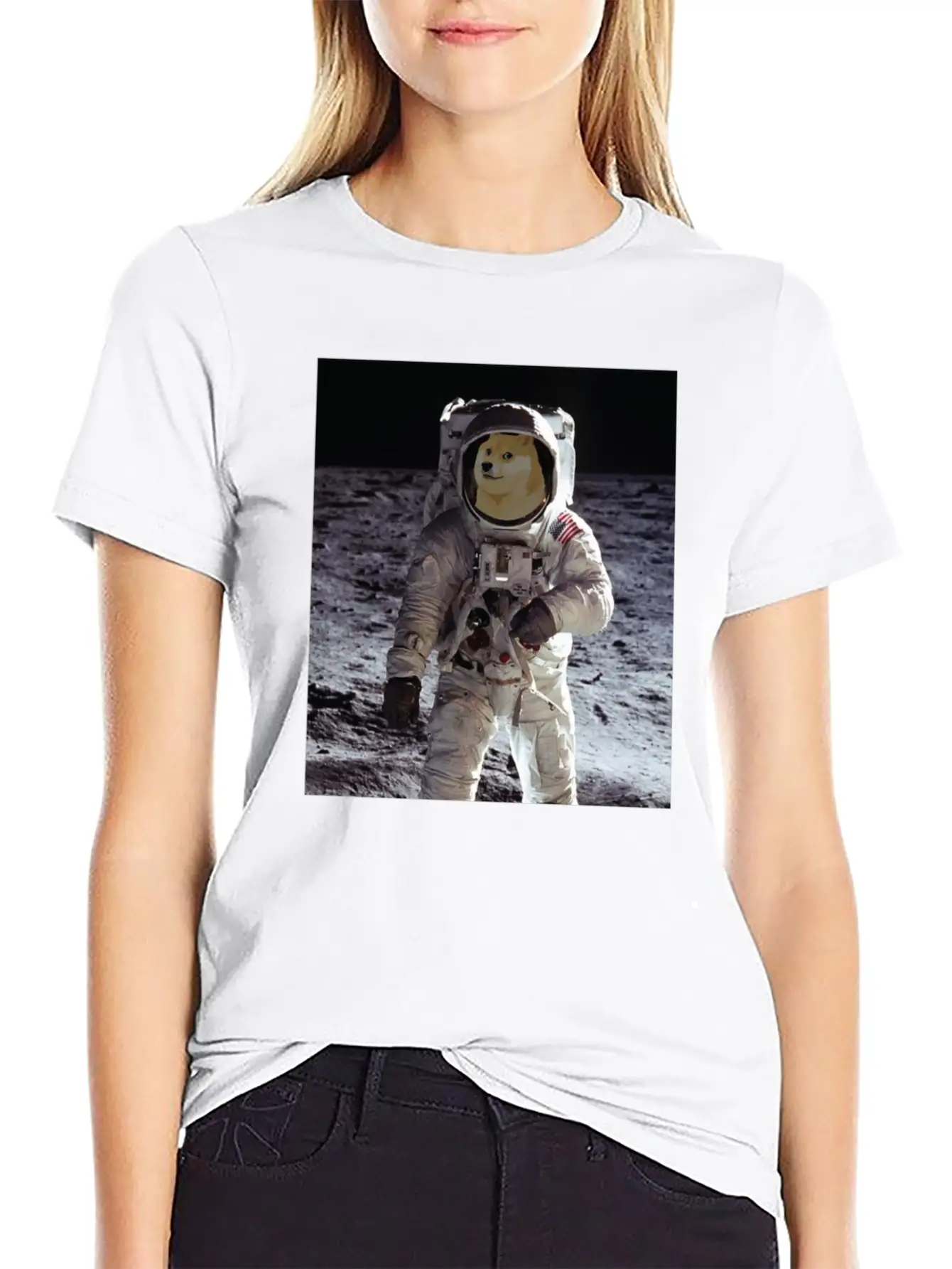 Dogecoin Cool Astronaut - Blockchain Crypto Unisex Casual T-Shirt – Clean Design For Daily Comfort