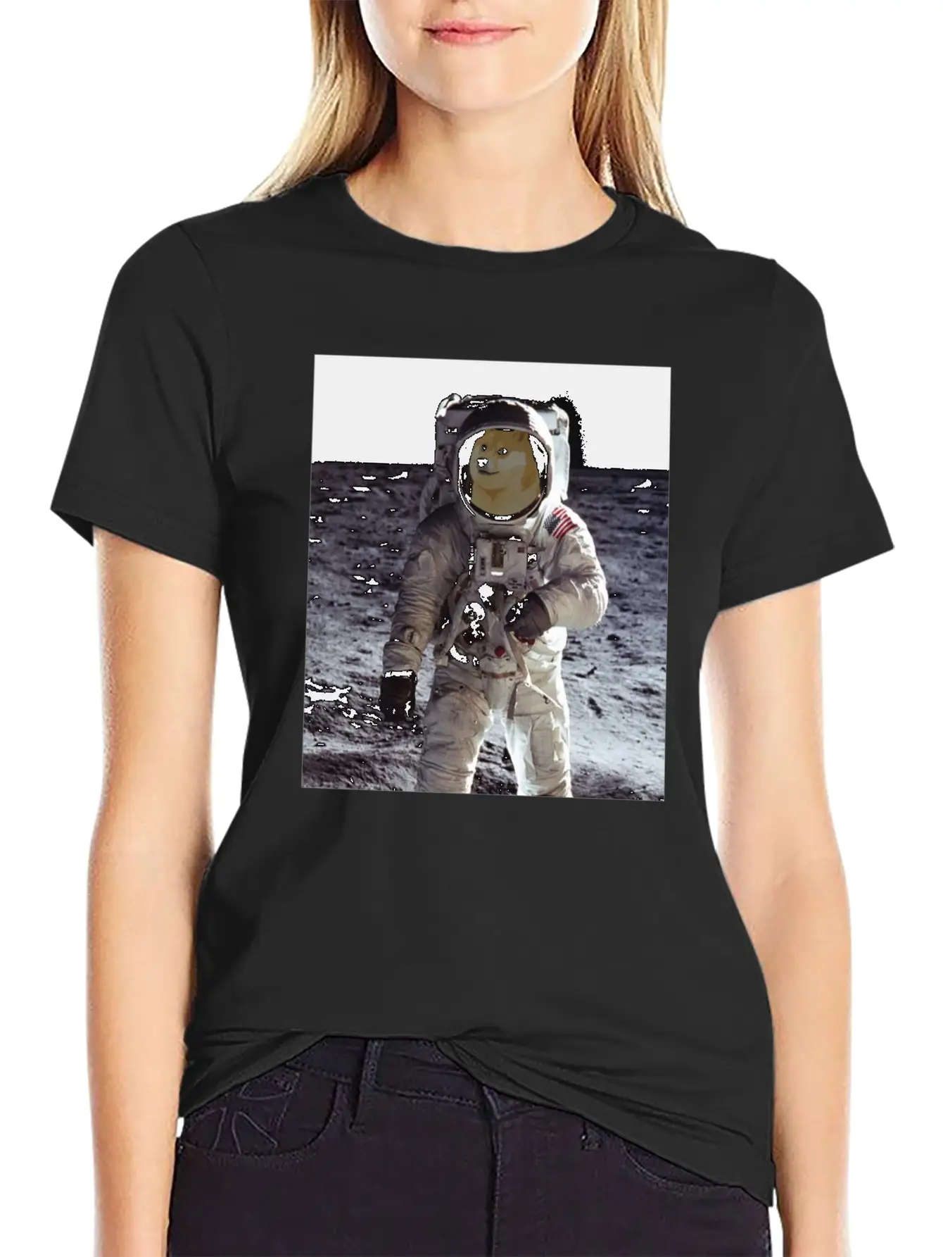 Dogecoin Cool Astronaut - Blockchain Crypto Unisex Casual T-Shirt – Clean Design For Daily Comfort
