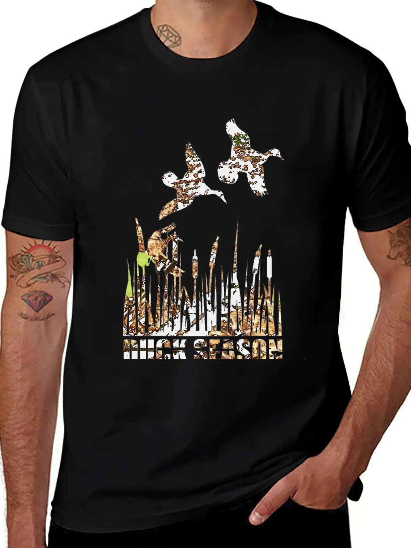 DUCK SEASON Unisex Casual T-Shirt – Clean Design For Daily Comfort