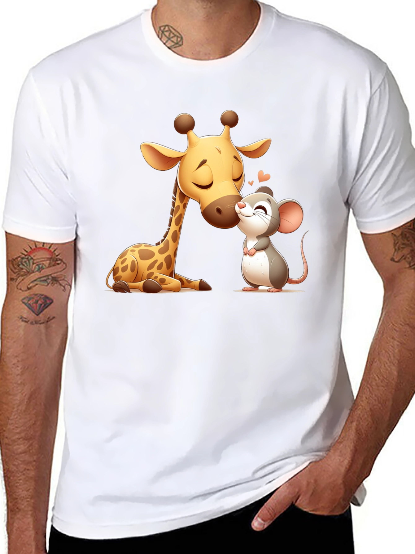 Cute Giraffe and Mouse Black T-Shirt