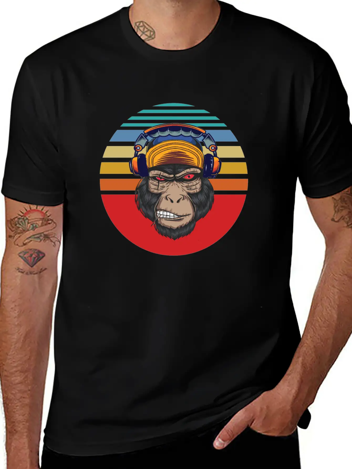 Gorilla Headphones Sunset Retro Stylish Everyday T-Shirt – Unisex Basic Cotton Tee