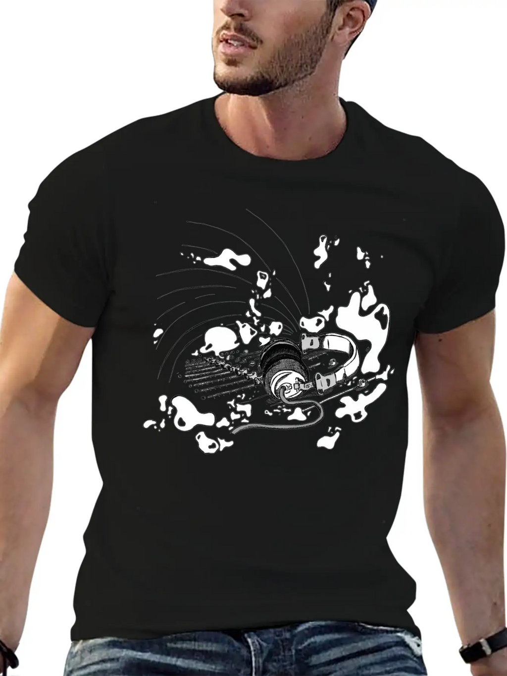 Headphone Splash Unisex Casual T-Shirt – Clean Design For Daily Comfort