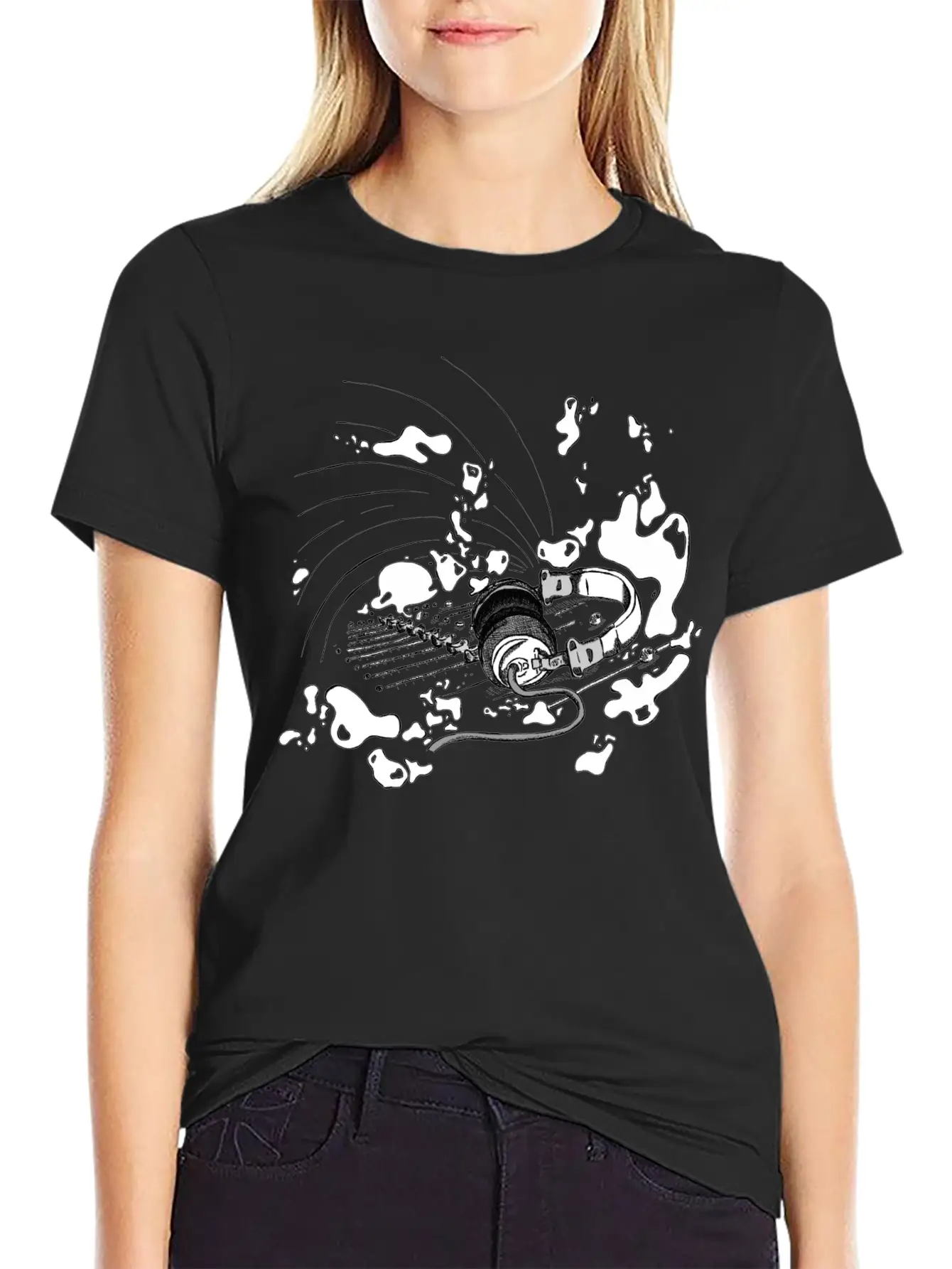 Headphone Splash Unisex Casual T-Shirt – Clean Design For Daily Comfort