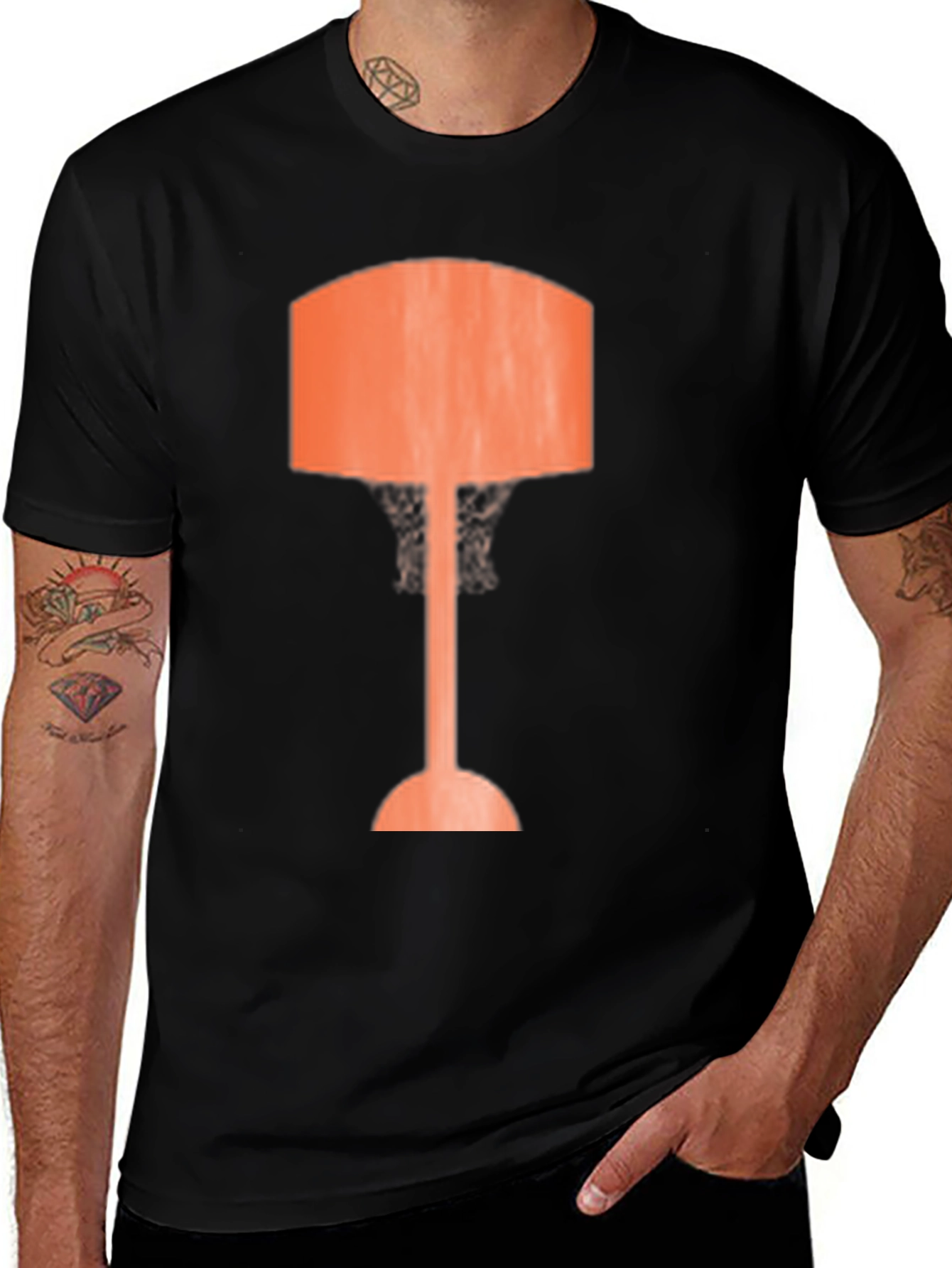 Retro Lamp Graphic Tee - Stylish Black T-Shirt