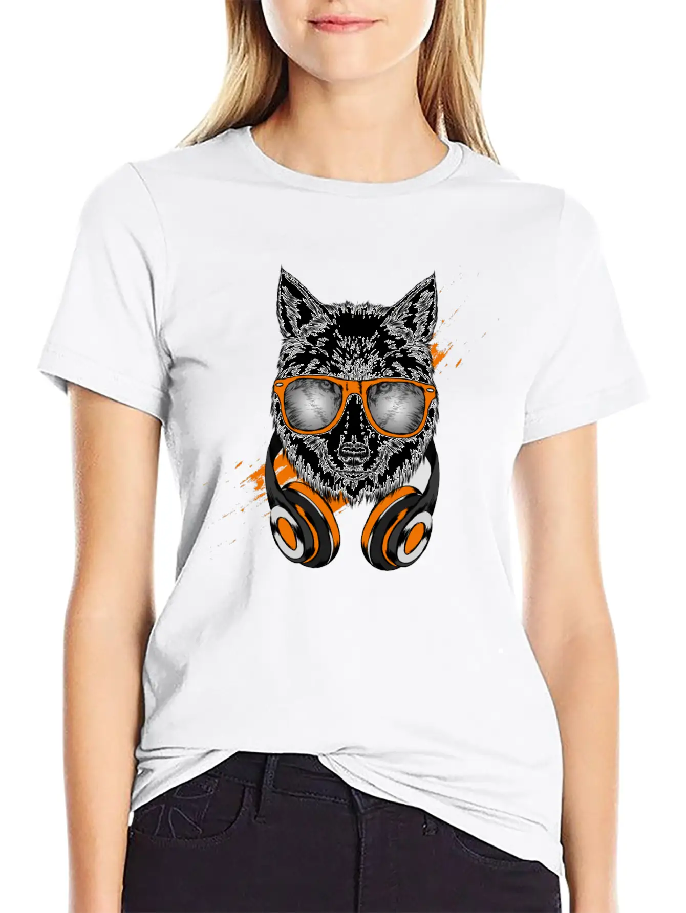 Hipster Wolf With Headphones Casual Graphic T-Shirt – Simple And Comfortable Daily Wear
