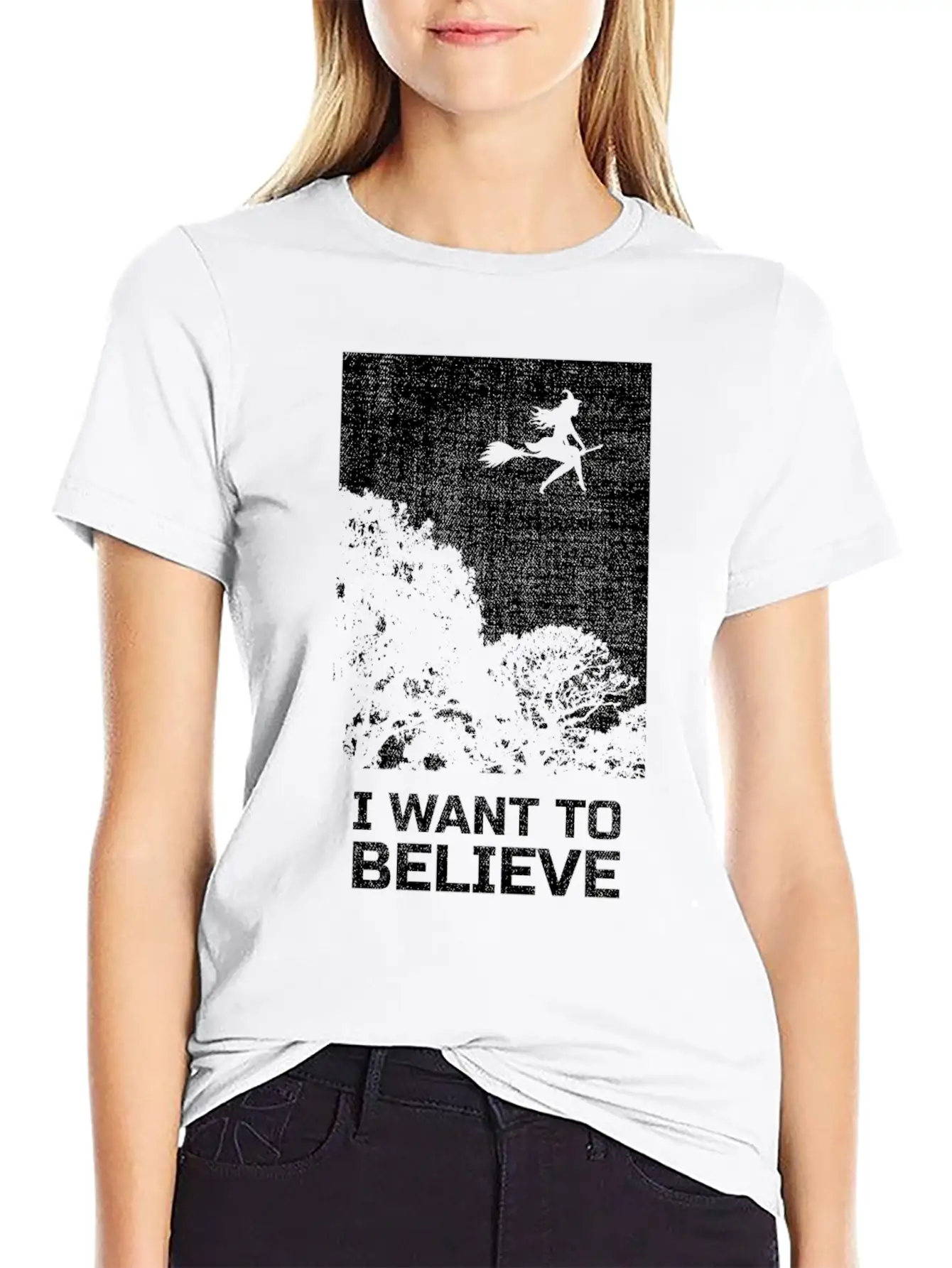 Horror Movie Outfit Film Festival Halloween Witch Stylish Everyday T-Shirt – Unisex Basic Cotton Tee