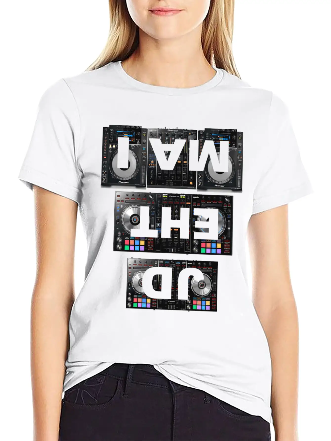 I AM THE DJ - Club Party Festival Rave Electro Gif Unisex Short Sleeve Soft Cotton T-Shirt – Casual Everyday Wear