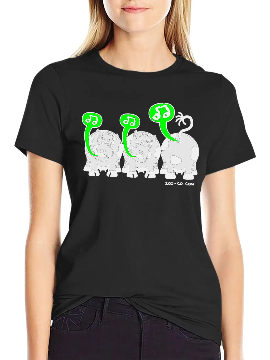 Kelly Green Singing Cows Women's T-Shirts Stylish Everyday T-Shirt – Unisex Basic Cotton Tee