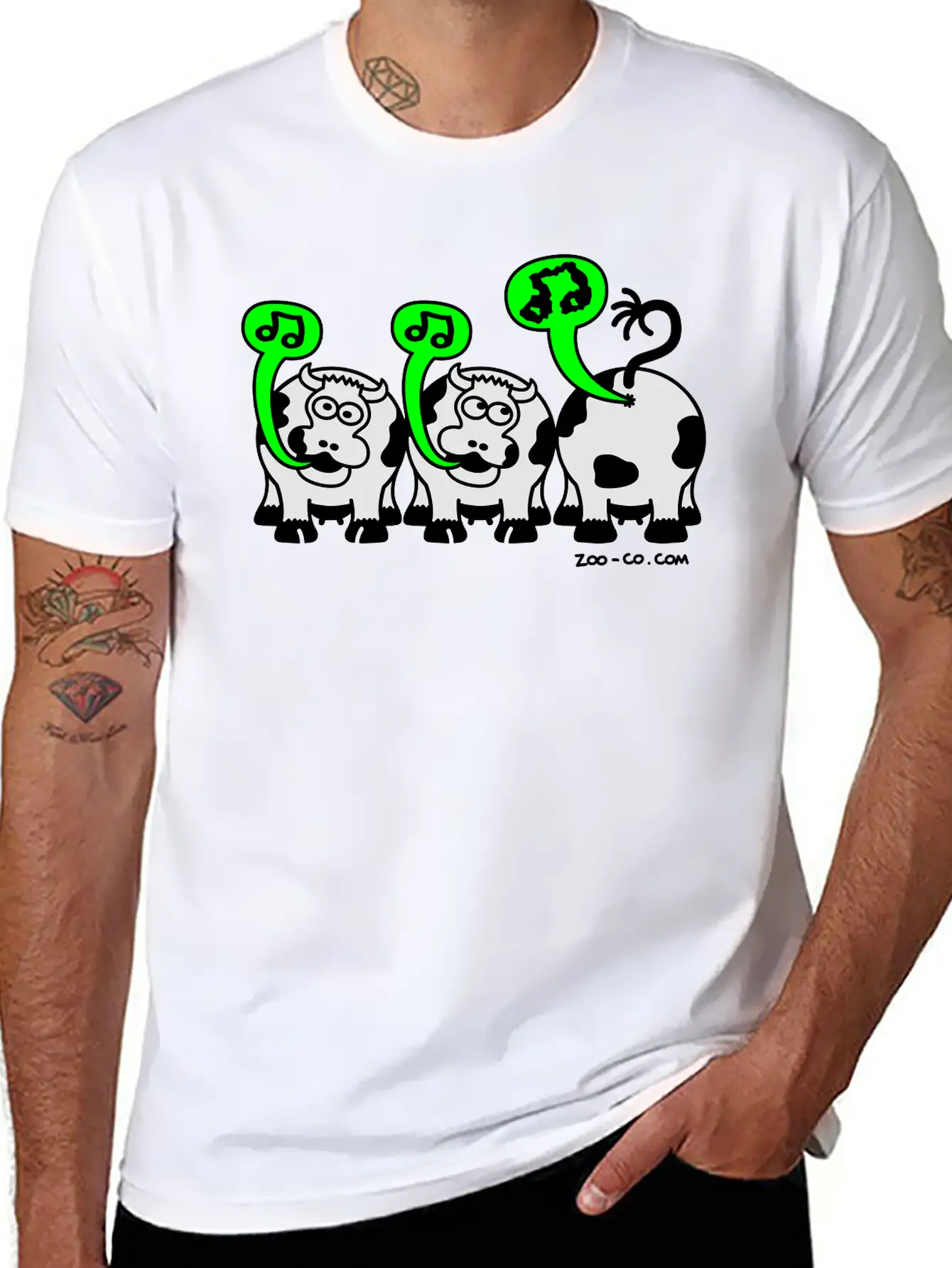 Kelly Green Singing Cows Women's T-Shirts Stylish Everyday T-Shirt – Unisex Basic Cotton Tee