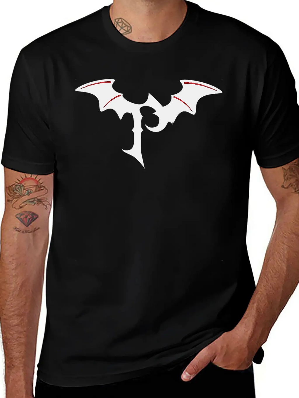 Letter P Gothic Bat Unisex Casual T-Shirt – Clean Design For Daily Comfort
