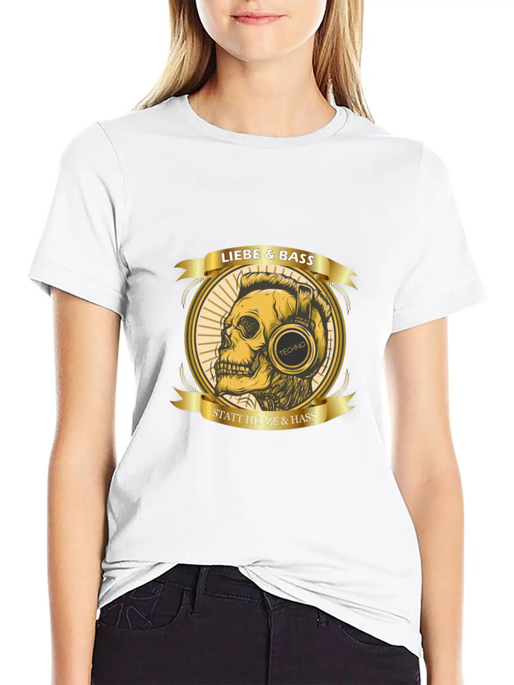 Love And Bass Instead Of Hate - Techno Casual Graphic T-Shirt – Simple And Comfortable Daily Wear