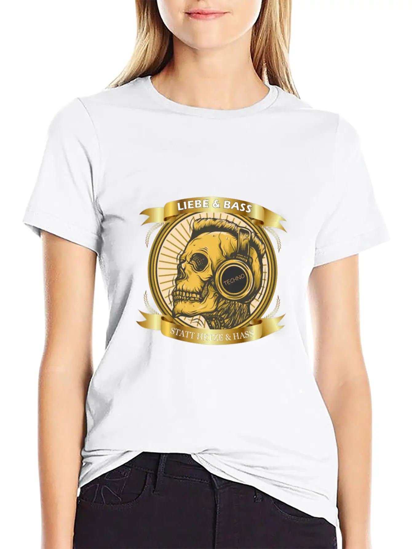 Love And Bass Instead Of Hate - Techno Casual Graphic T-Shirt – Simple And Comfortable Daily Wear