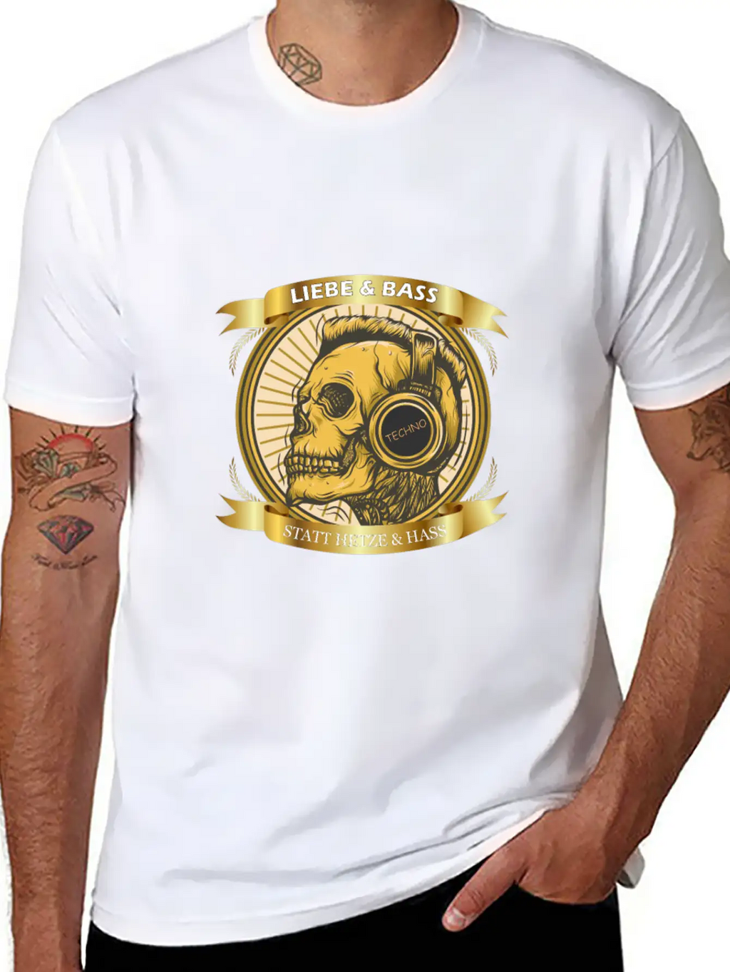 Love And Bass Instead Of Hate - Techno Casual Graphic T-Shirt – Simple And Comfortable Daily Wear