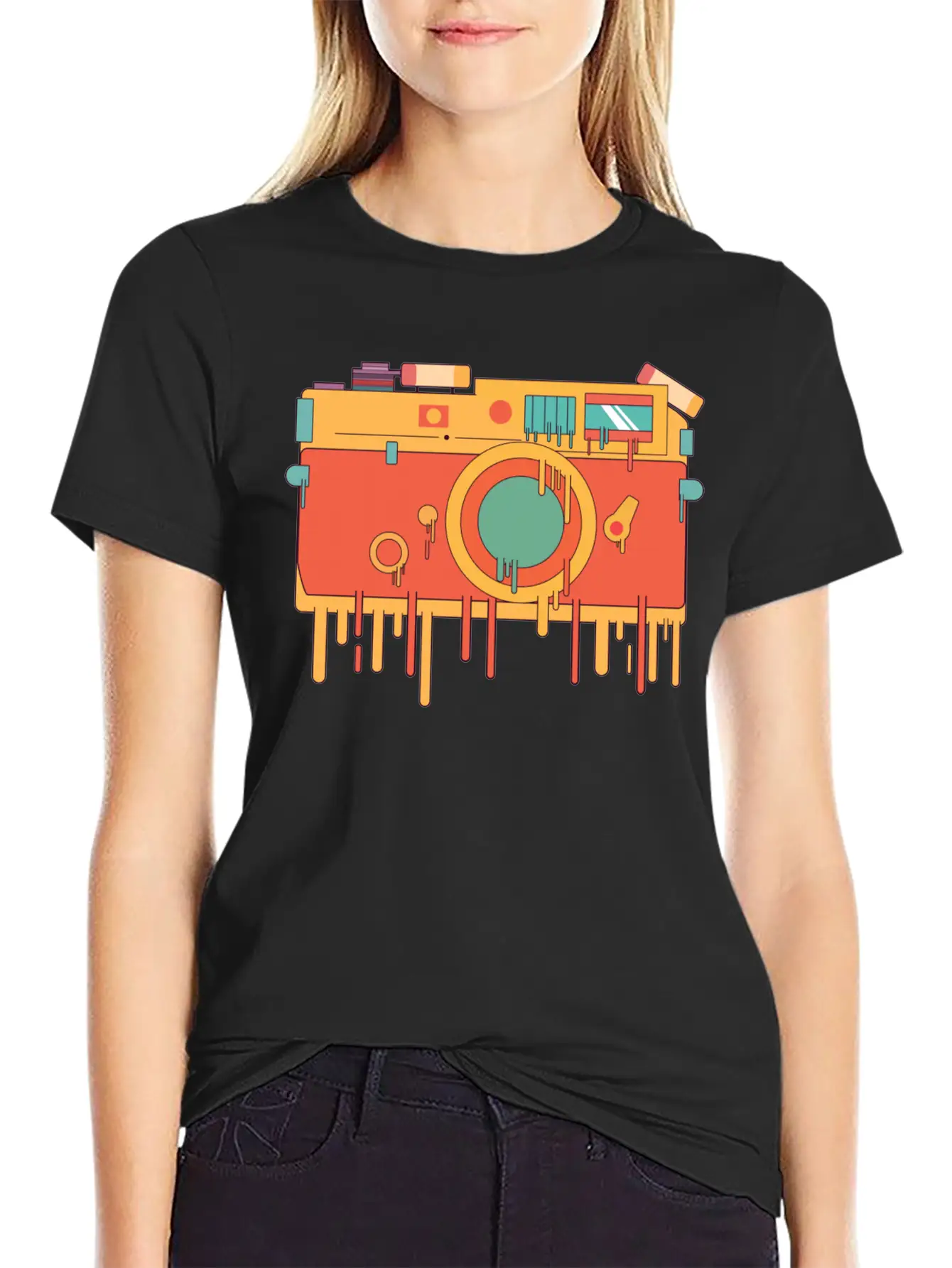 Melting Camera Casual Graphic T-Shirt – Simple And Comfortable Daily Wear