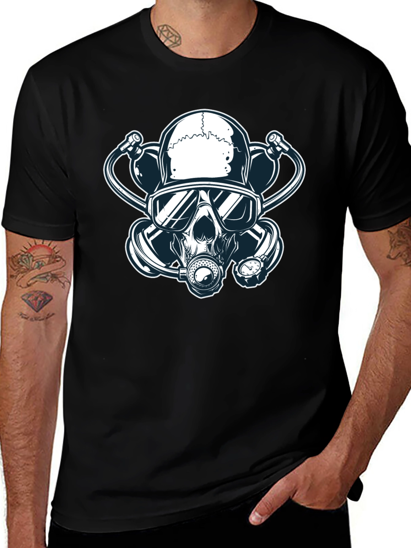 Skull Gas Mask Graphic T-Shirt - Edgy Streetwear