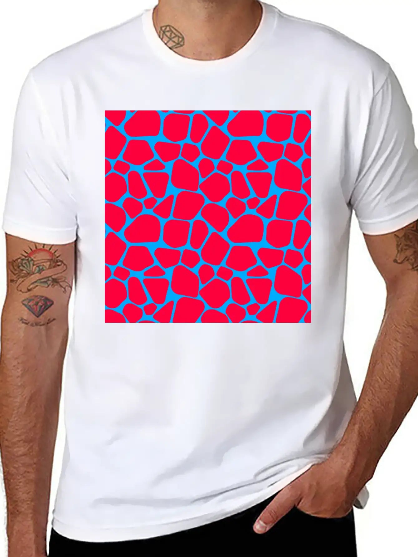 Neon Red Blue Giraffe Pattern Essential Cotton Tee For Daily Outfits – Unisex Style