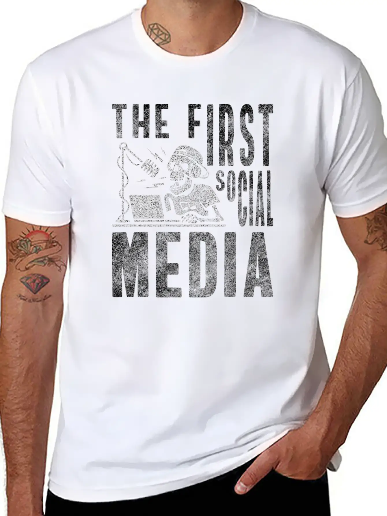 Presenter Show Transmitter Announcement Classic Fit Graphic Tee For Daily Comfort – Unisex Cotton Shirt