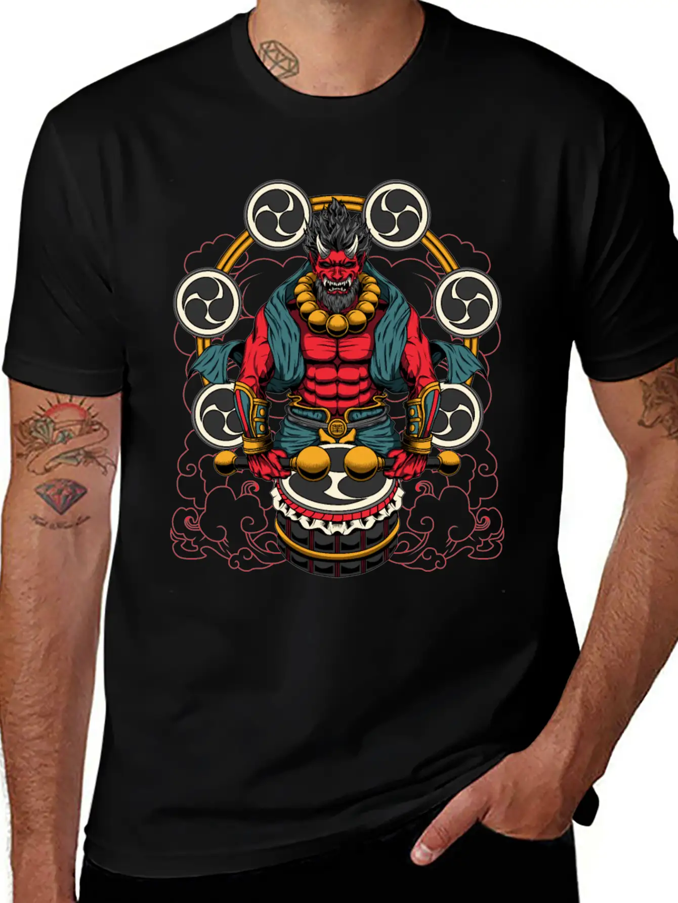 Raijin Casual Graphic T-Shirt – Simple And Comfortable Daily Wear
