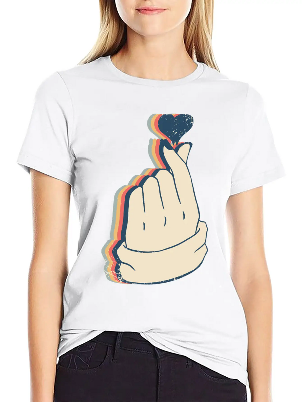 Saranghae Kpop Finger Heart Kdrama Retro Line Art Breathable Soft Cotton T-Shirt – Timeless Casual Look