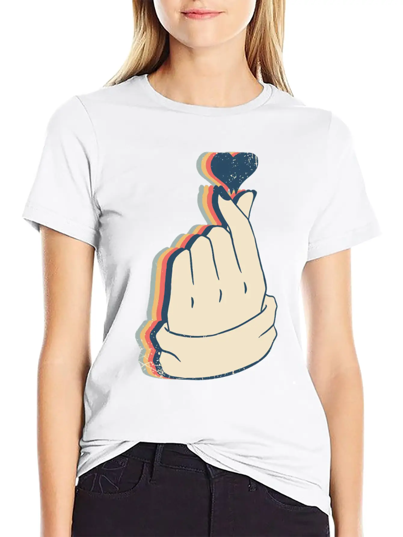 Saranghae Kpop Finger Heart Kdrama Retro Line Art Breathable Soft Cotton T-Shirt – Timeless Casual Look