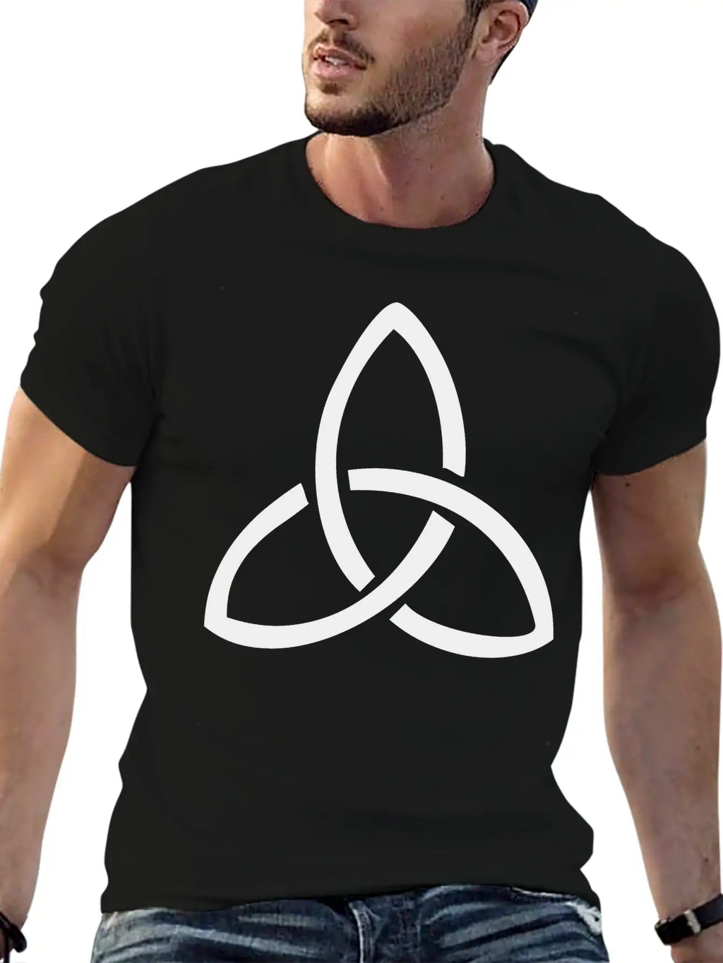 Trinity Knot Unisex Casual T-Shirt – Clean Design For Daily Comfort