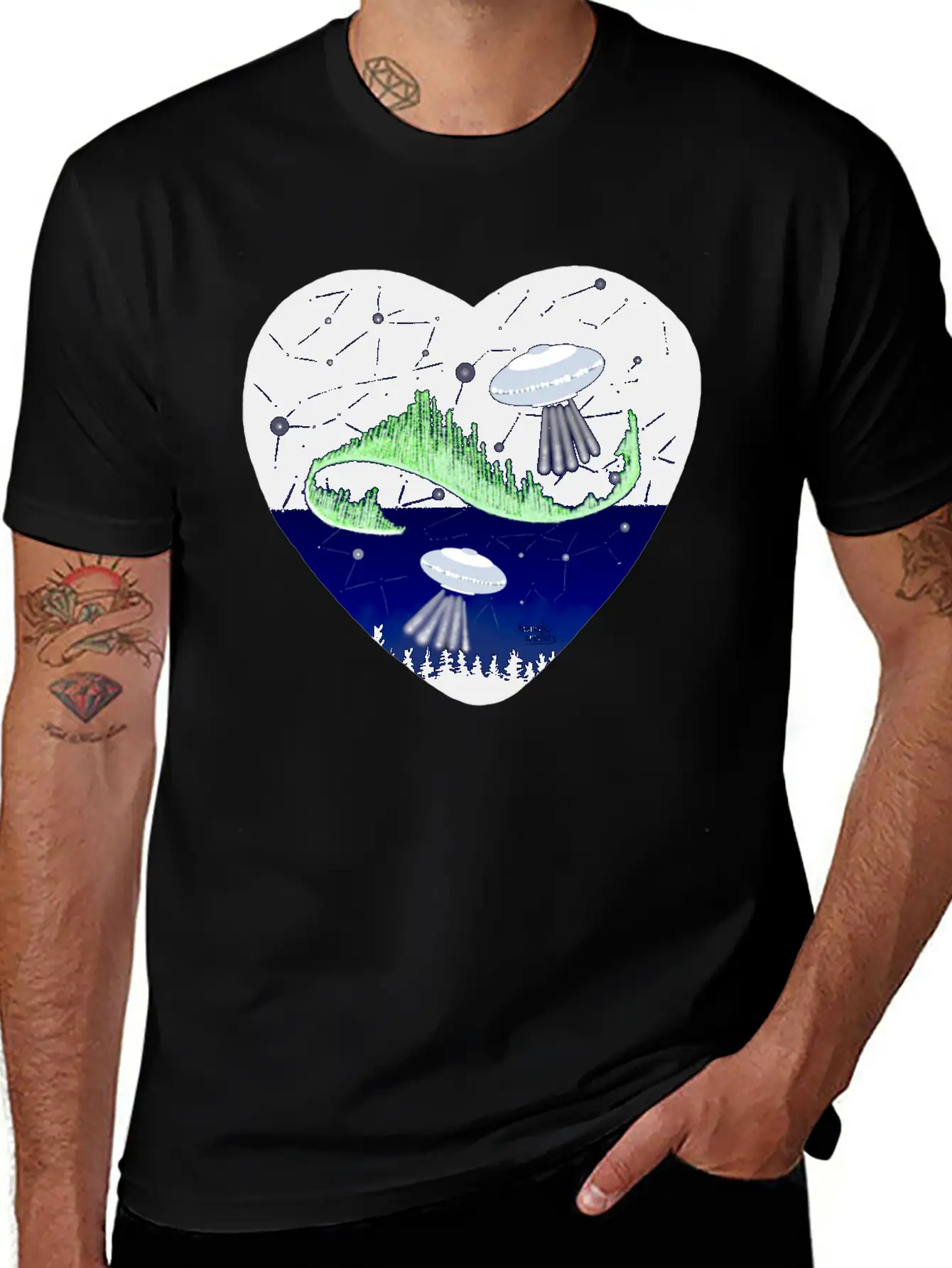 UFO And Northern Lights Unisex Short Sleeve Soft Cotton T-Shirt – Casual Everyday Wear