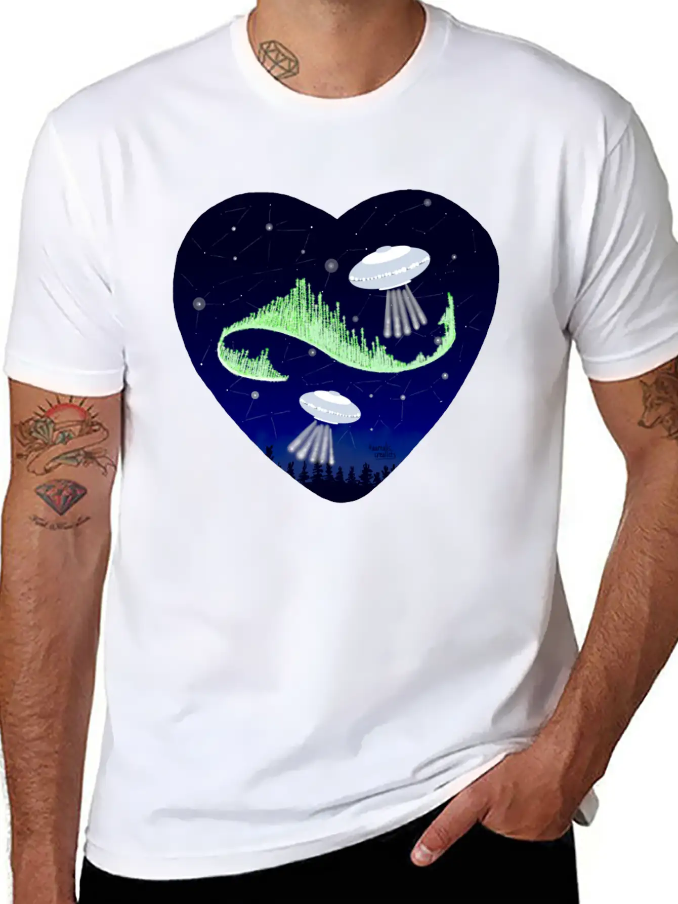 UFO And Northern Lights Unisex Short Sleeve Soft Cotton T-Shirt – Casual Everyday Wear